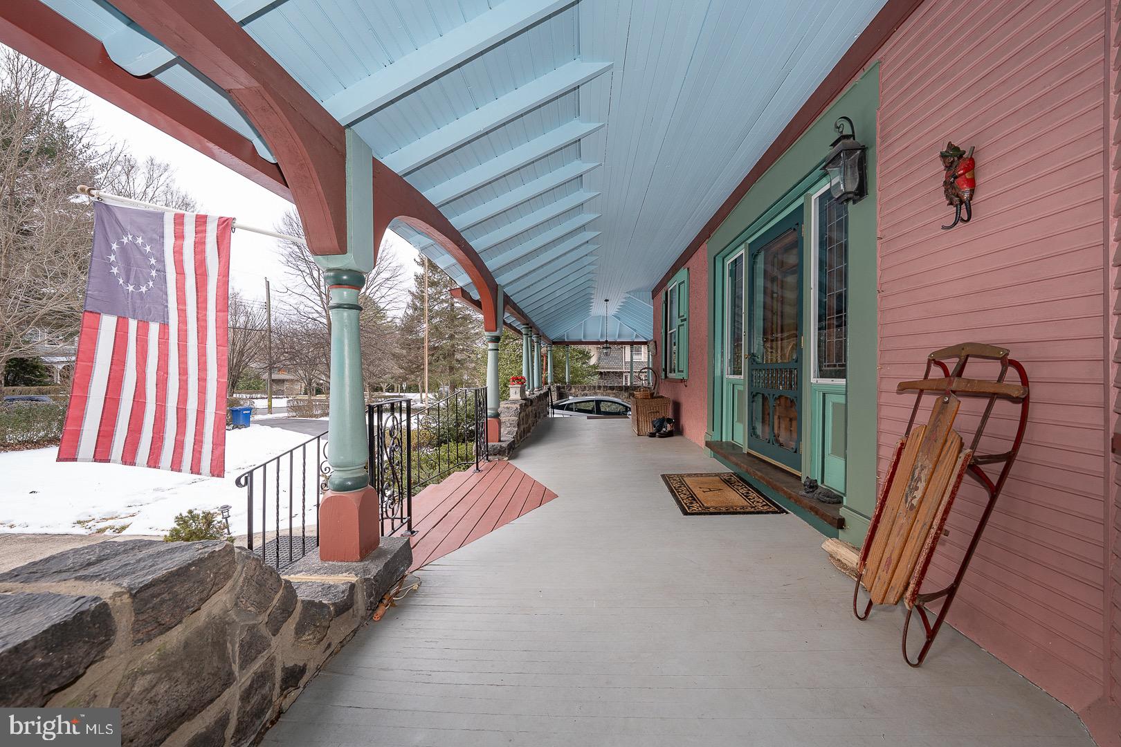 SOUTH WAYNE - Residential