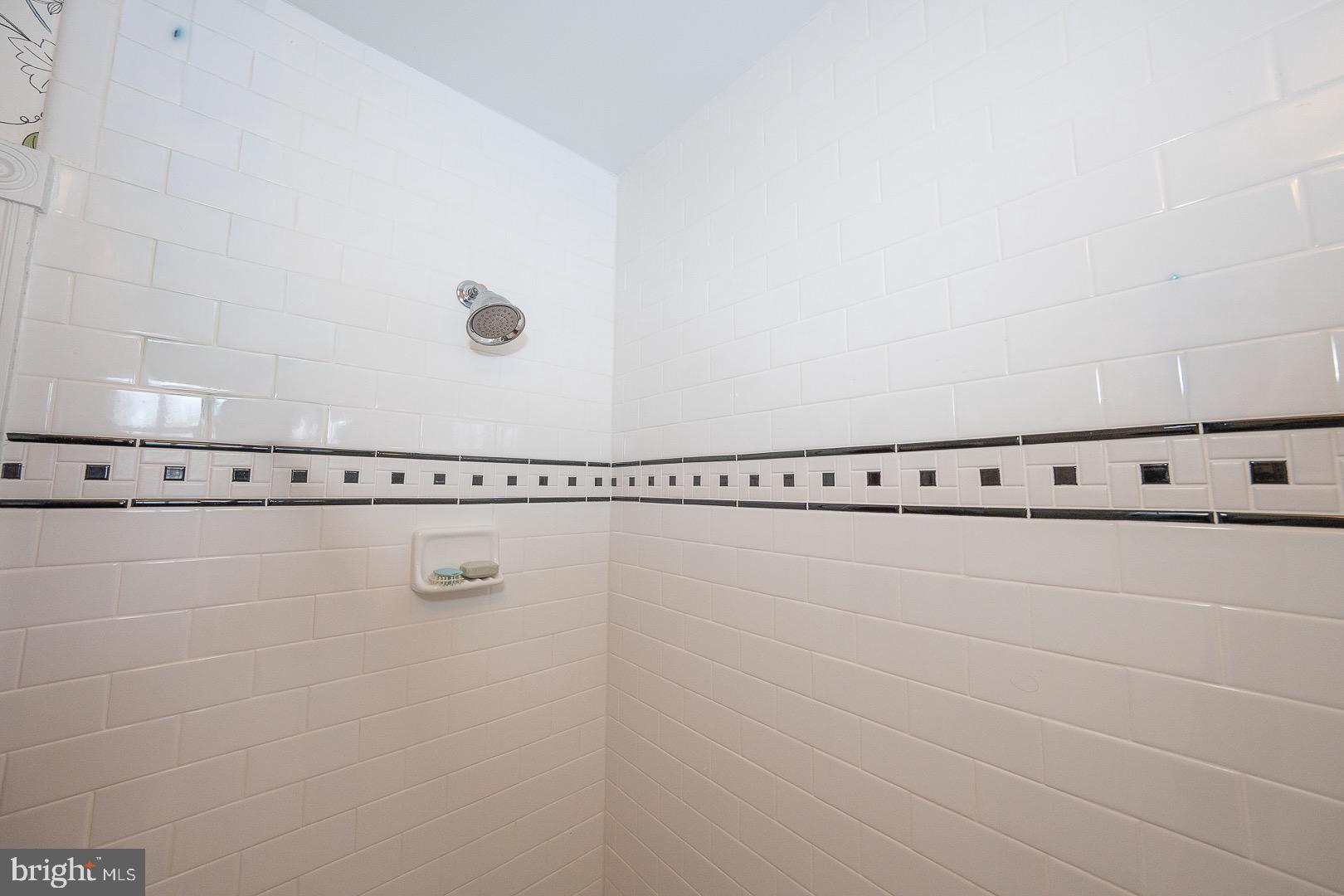 SOUTH WAYNE - Residential