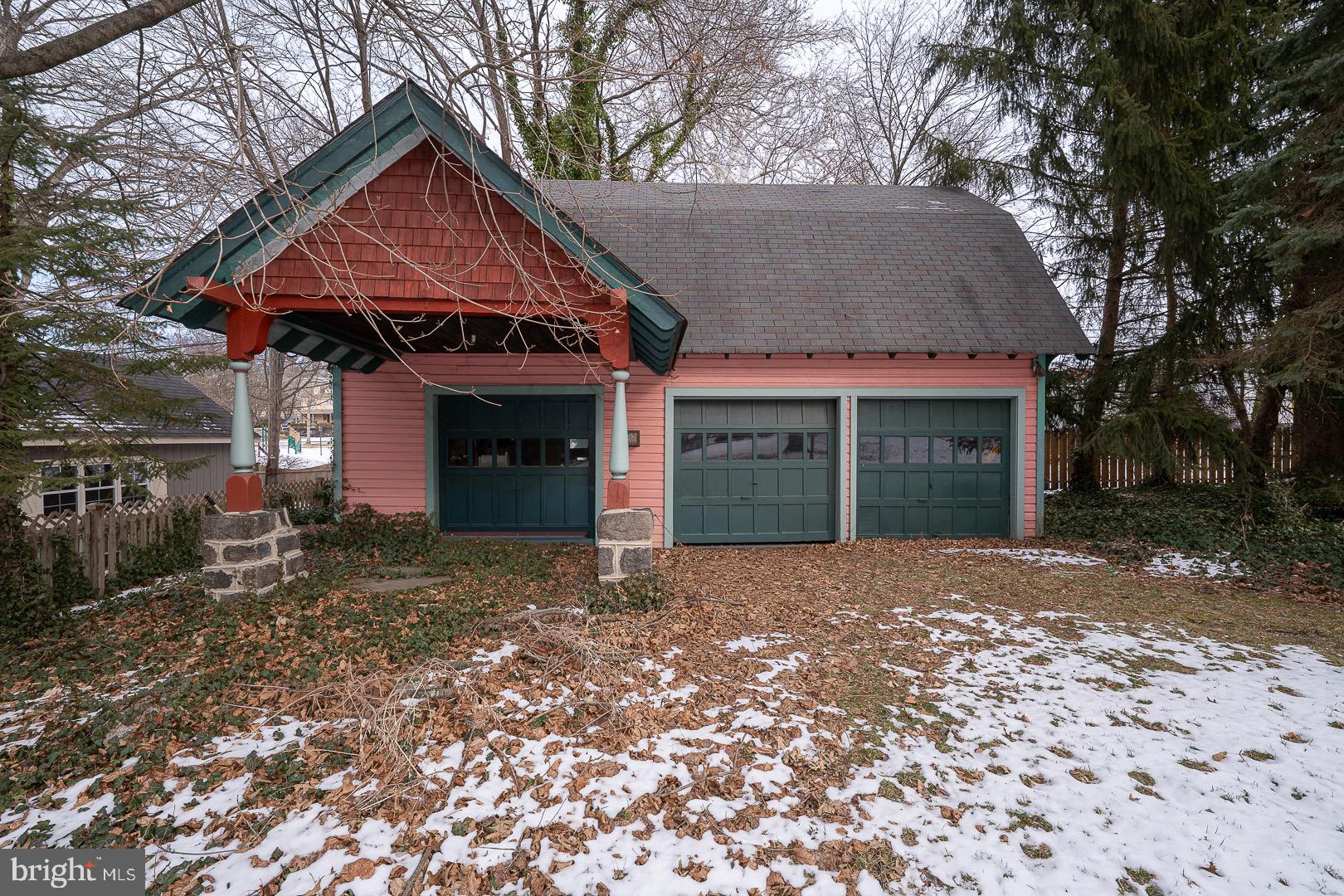 SOUTH WAYNE - Residential