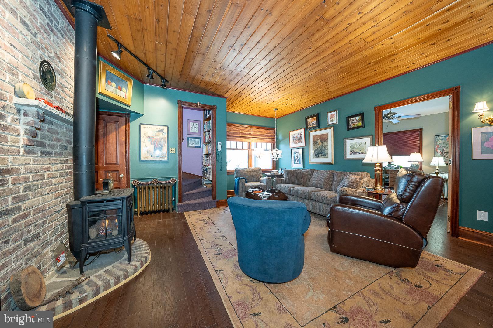 SOUTH WAYNE - Residential