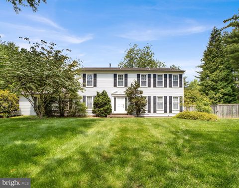 8 KNOX COURT TRENTON NJ 08648