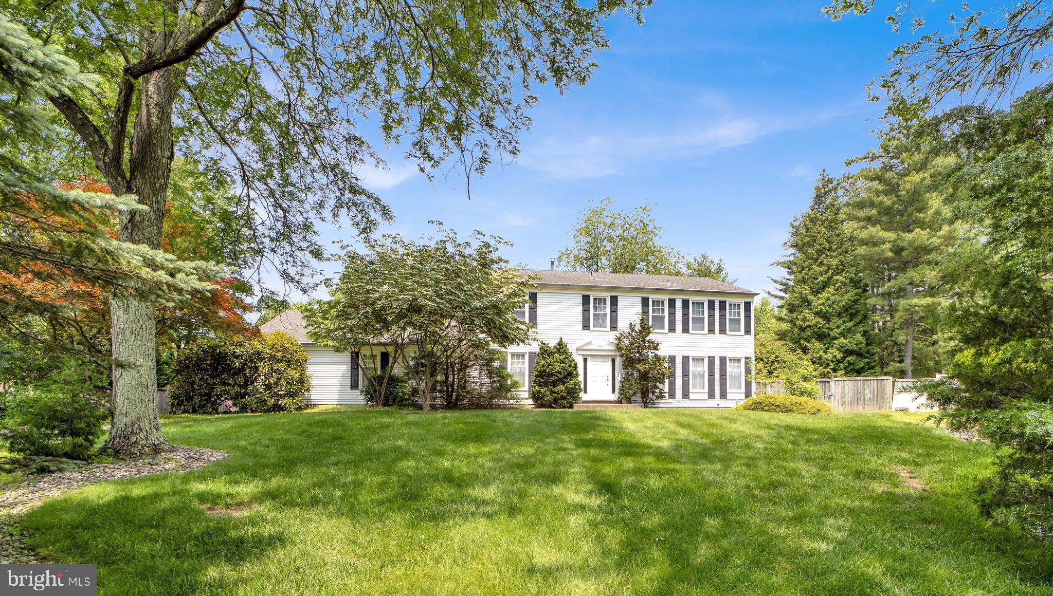 8 KNOX COURT