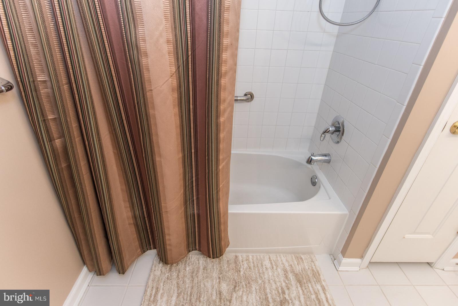 BLUESTONE CREEK - Residential