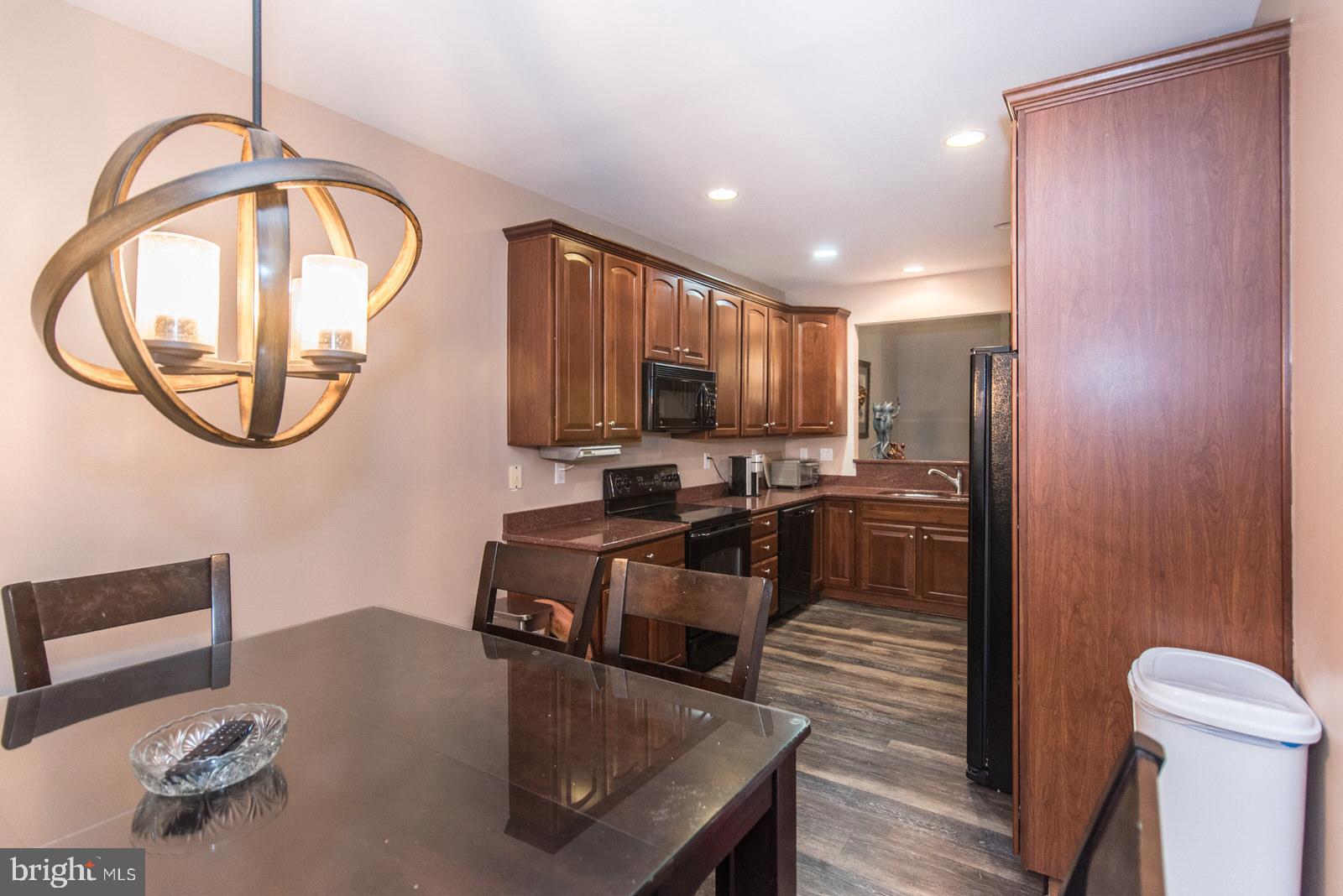 BLUESTONE CREEK - Residential