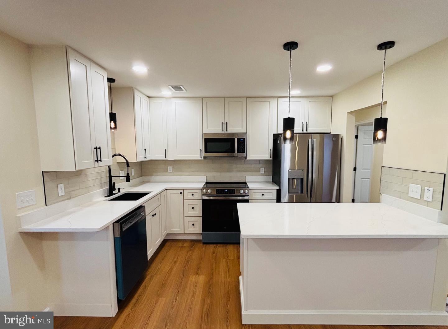 SPRINGDALE PLAT 5 - Residential Lease