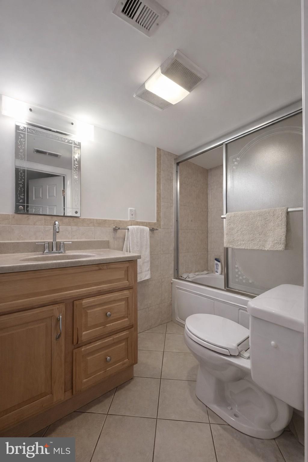 SOUTH STREET - Residential