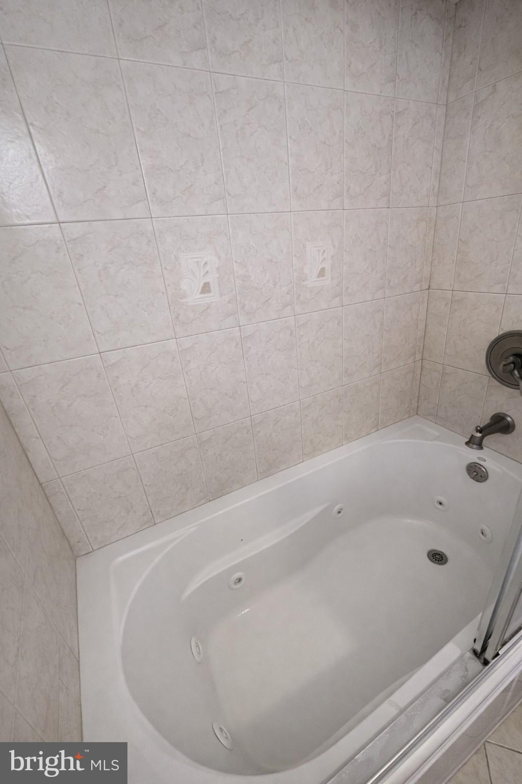 SOUTH STREET - Residential