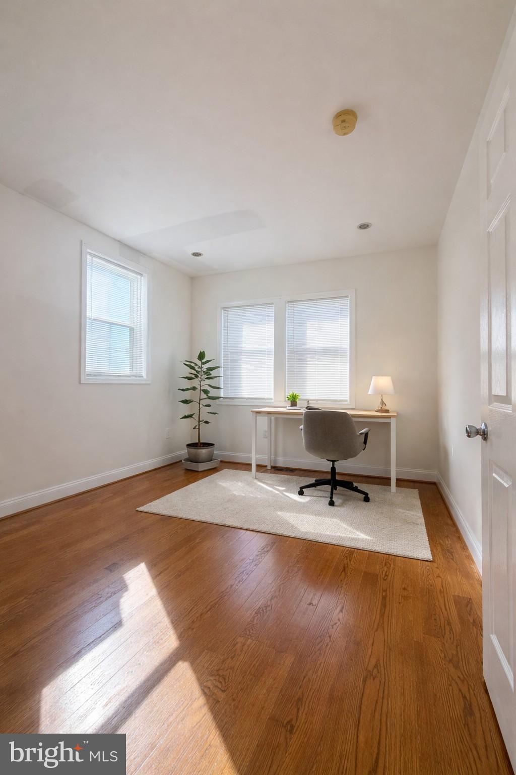 SOUTH STREET - Residential