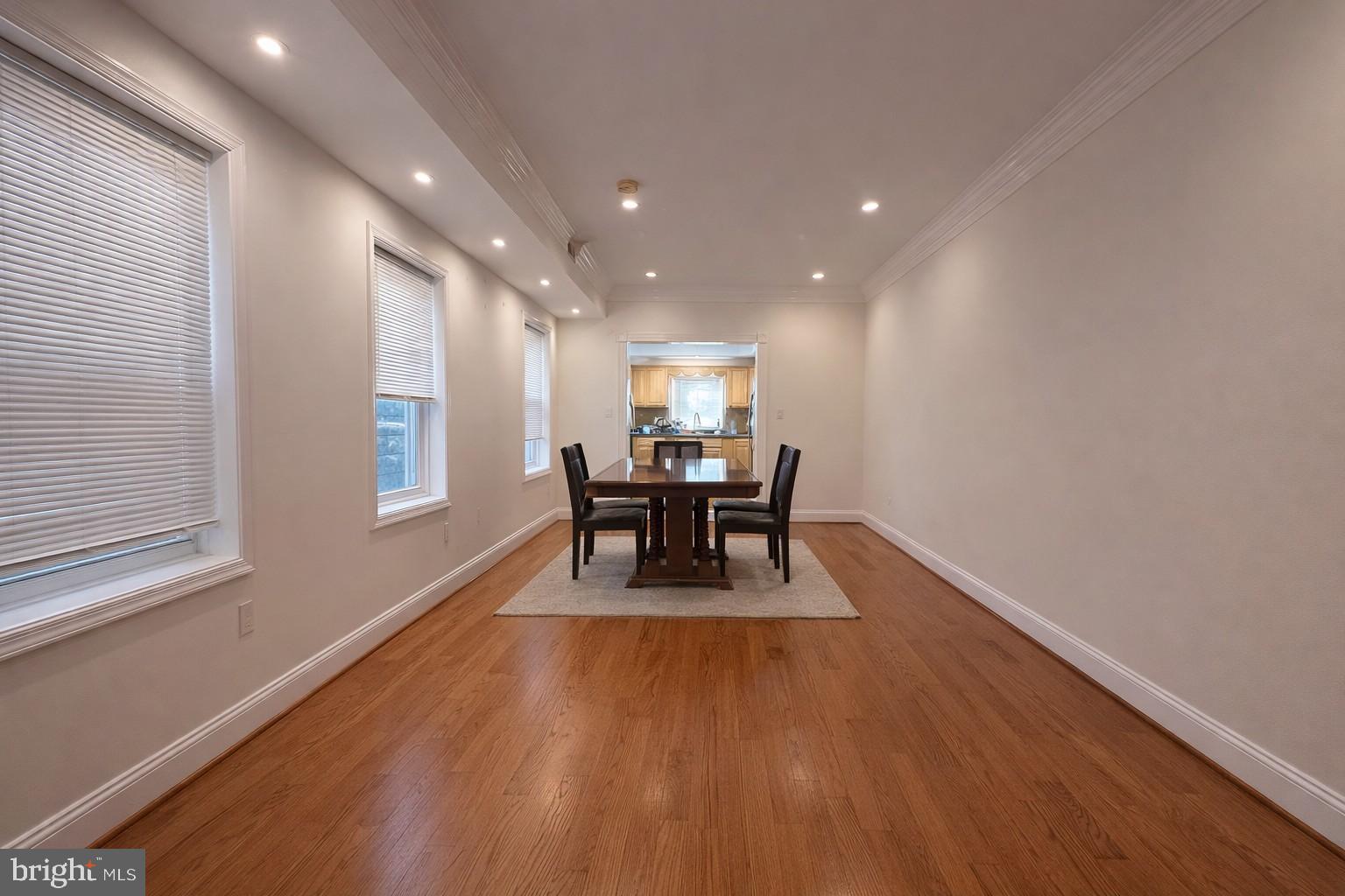 SOUTH STREET - Residential