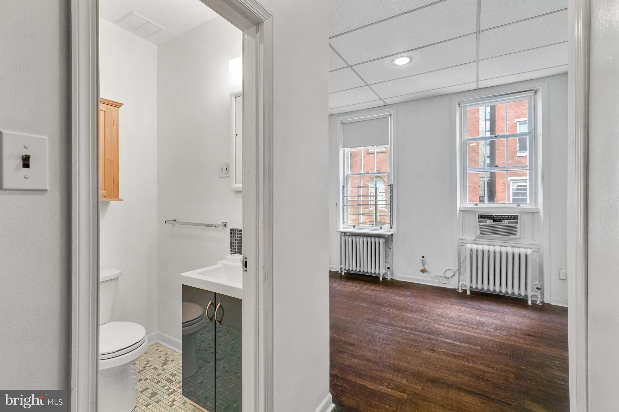 RITTENHOUSE SQUARE - Residential Lease