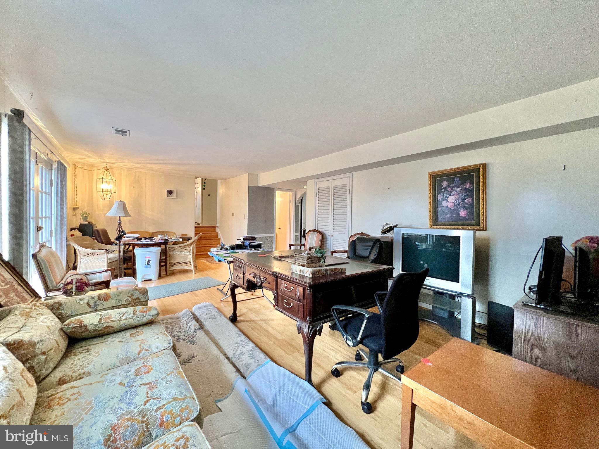 STONEGATE - Residential