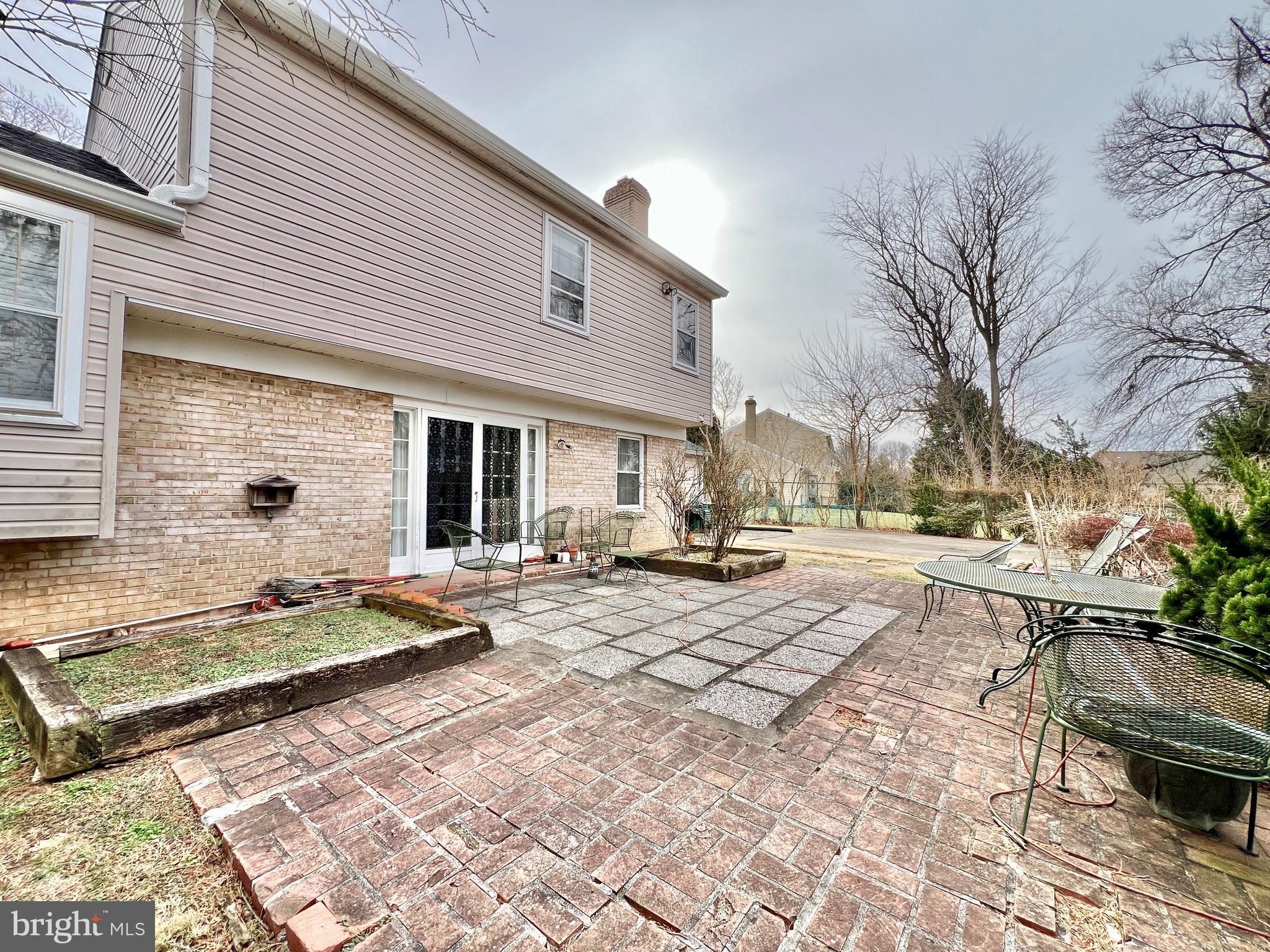 STONEGATE - Residential