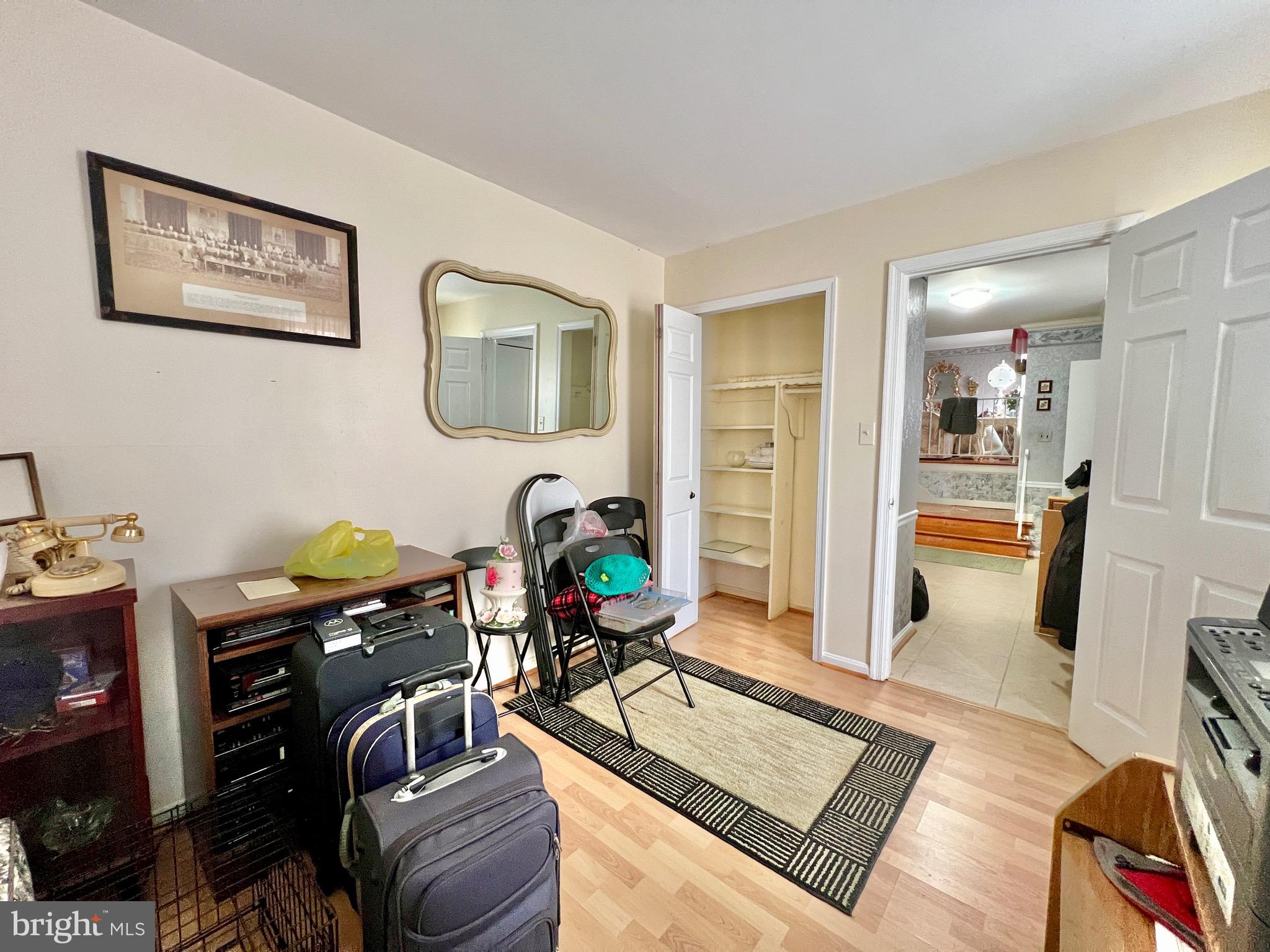 STONEGATE - Residential