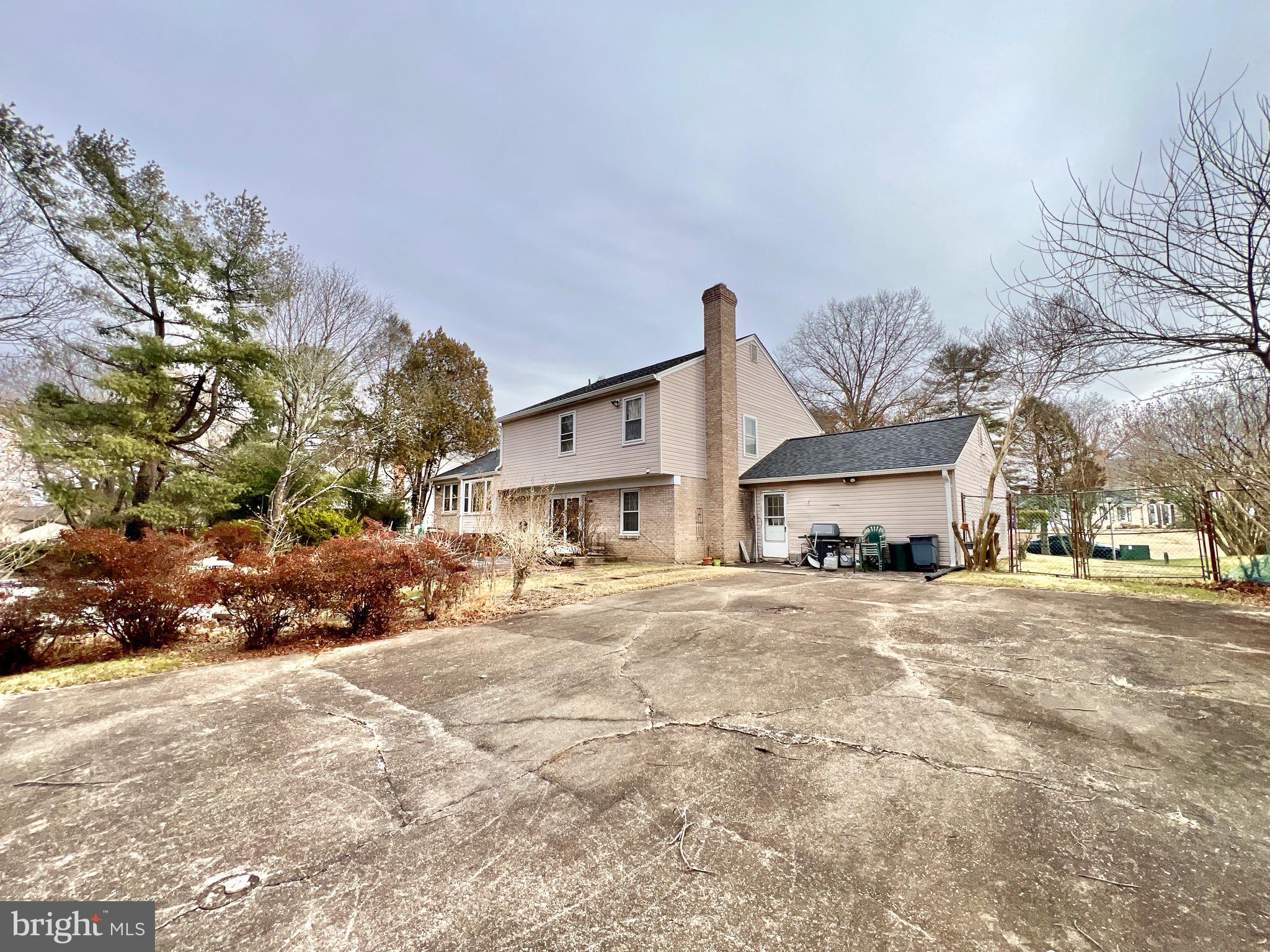 STONEGATE - Residential