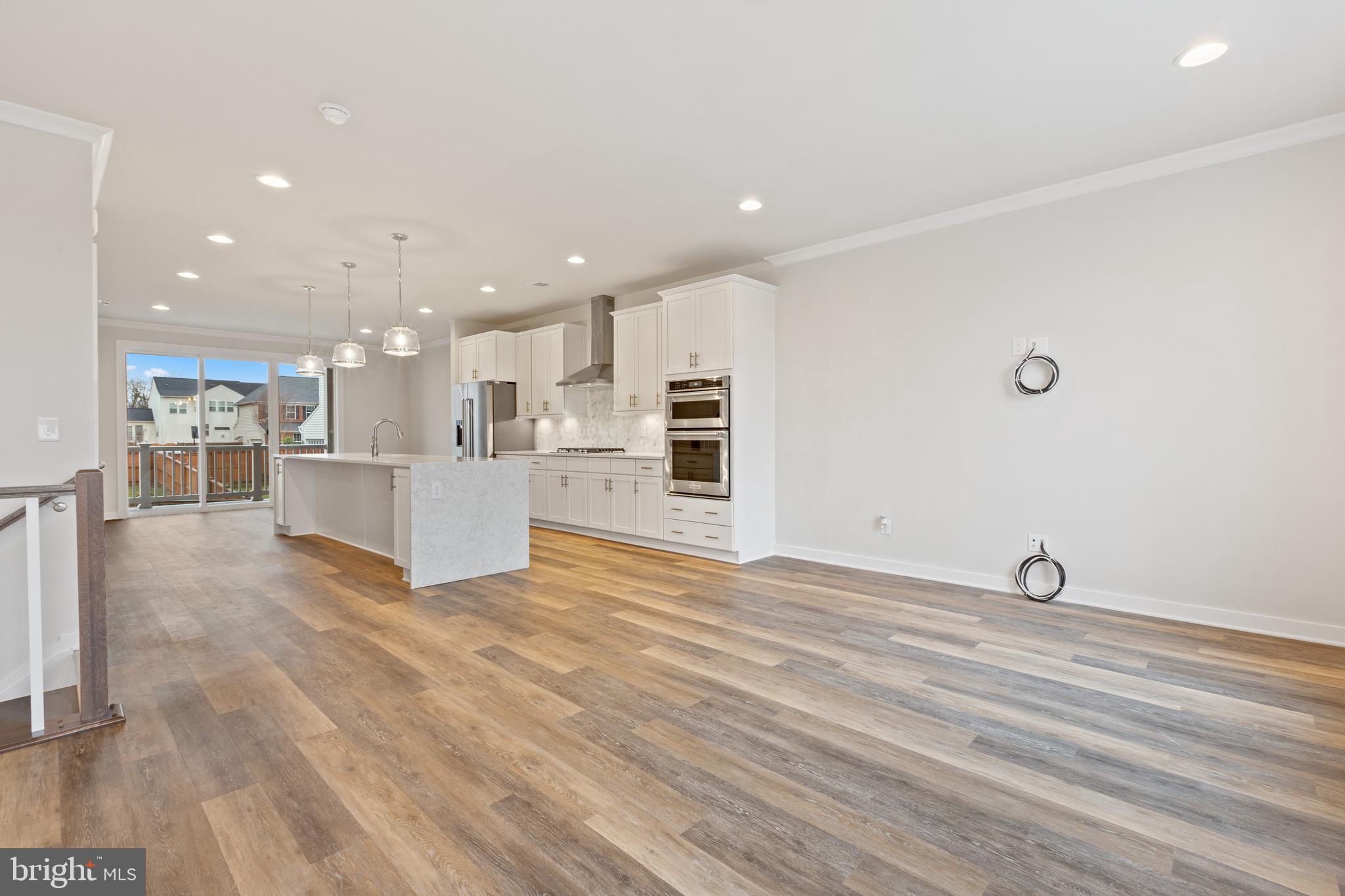 SOUTH FORK BROAD RUN - Residential