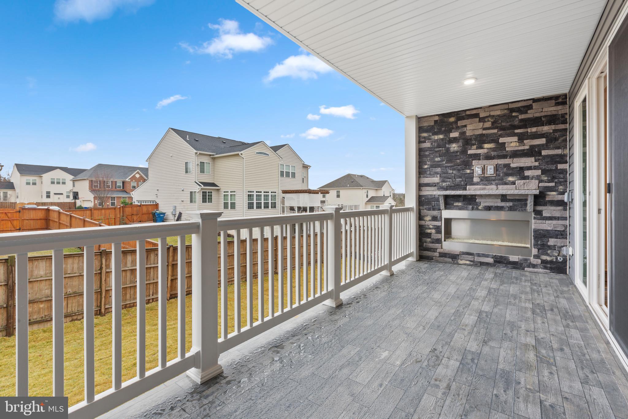 SOUTH FORK BROAD RUN - Residential