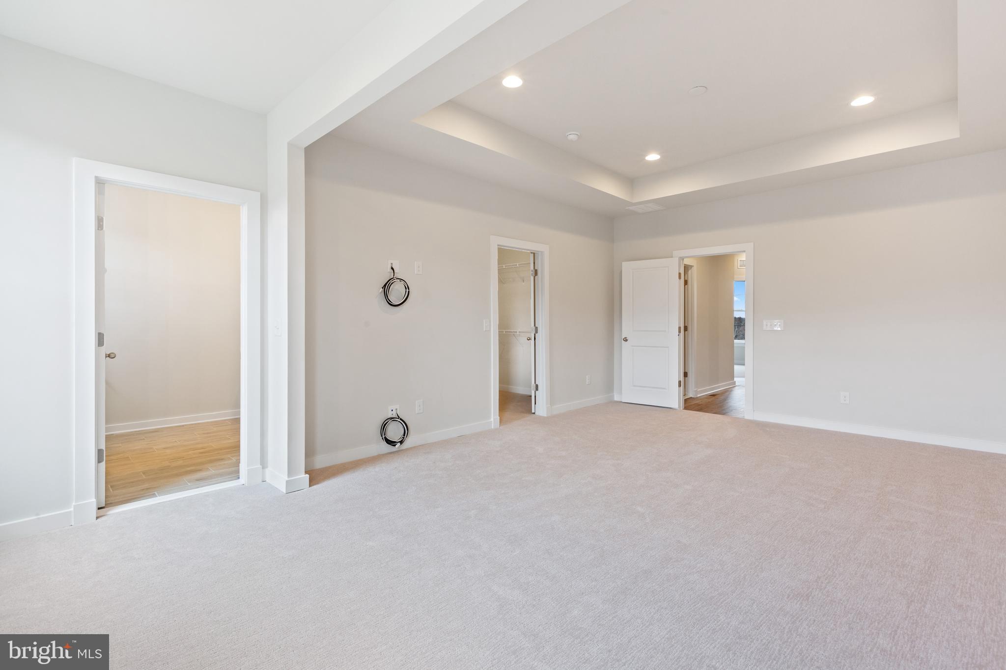 SOUTH FORK BROAD RUN - Residential