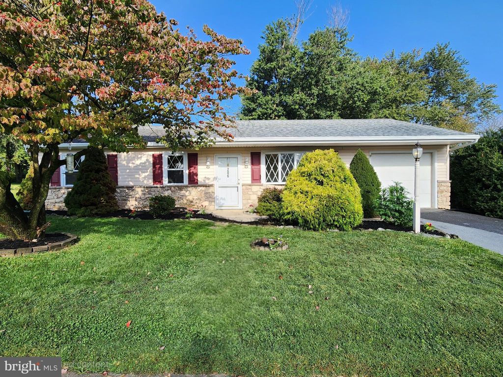 Photo of 206 Brookline Road, LANCASTER, PA 17603 (MLS # PALA2075912)
