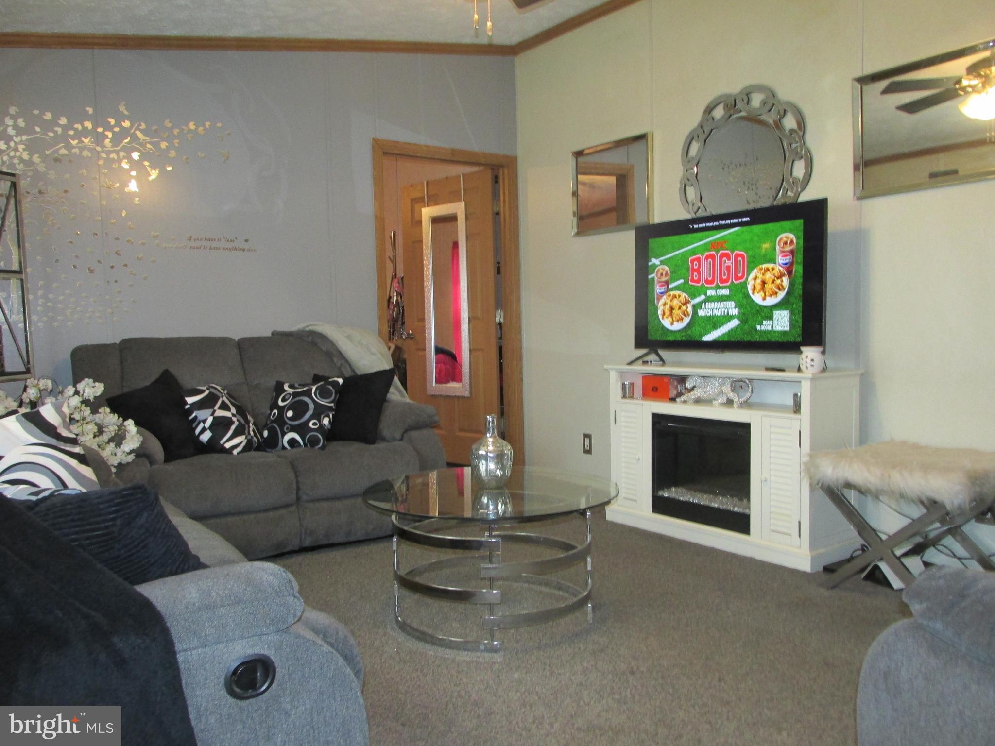 CABIN CREEK RIDGE - Residential