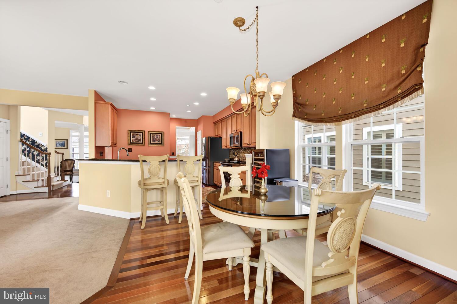 EASTON VILLAGE - Residential