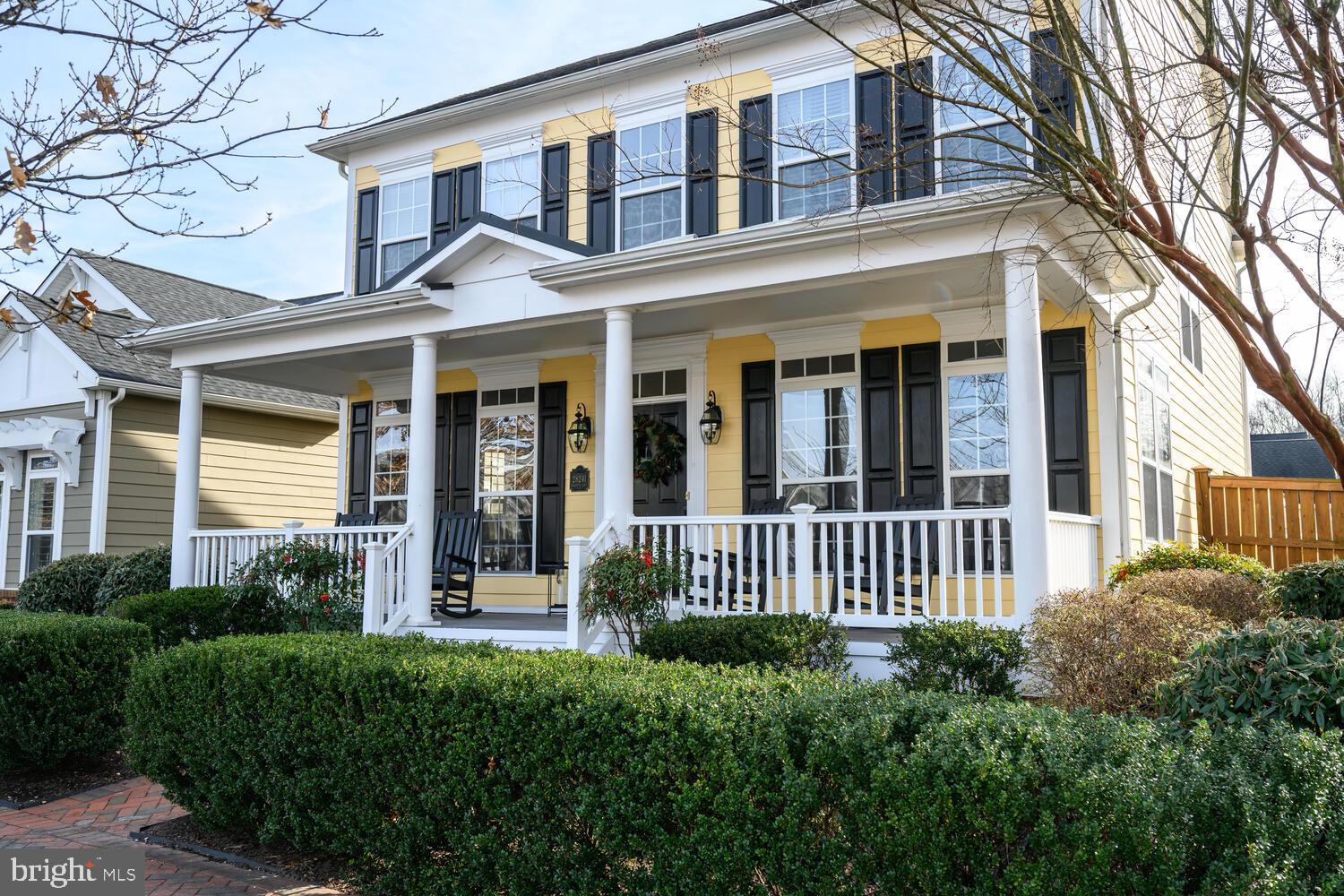 EASTON VILLAGE - Residential