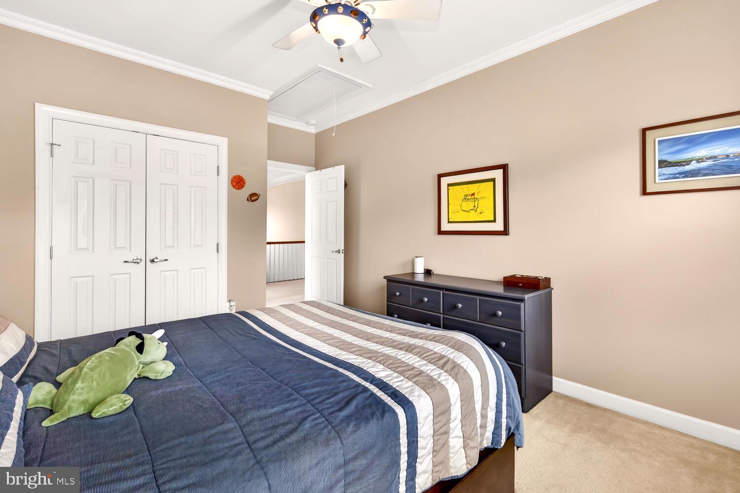 EASTON VILLAGE - Residential