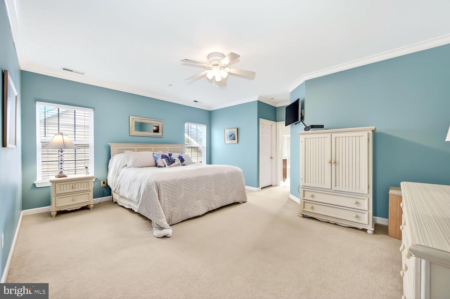 EASTON VILLAGE - Residential