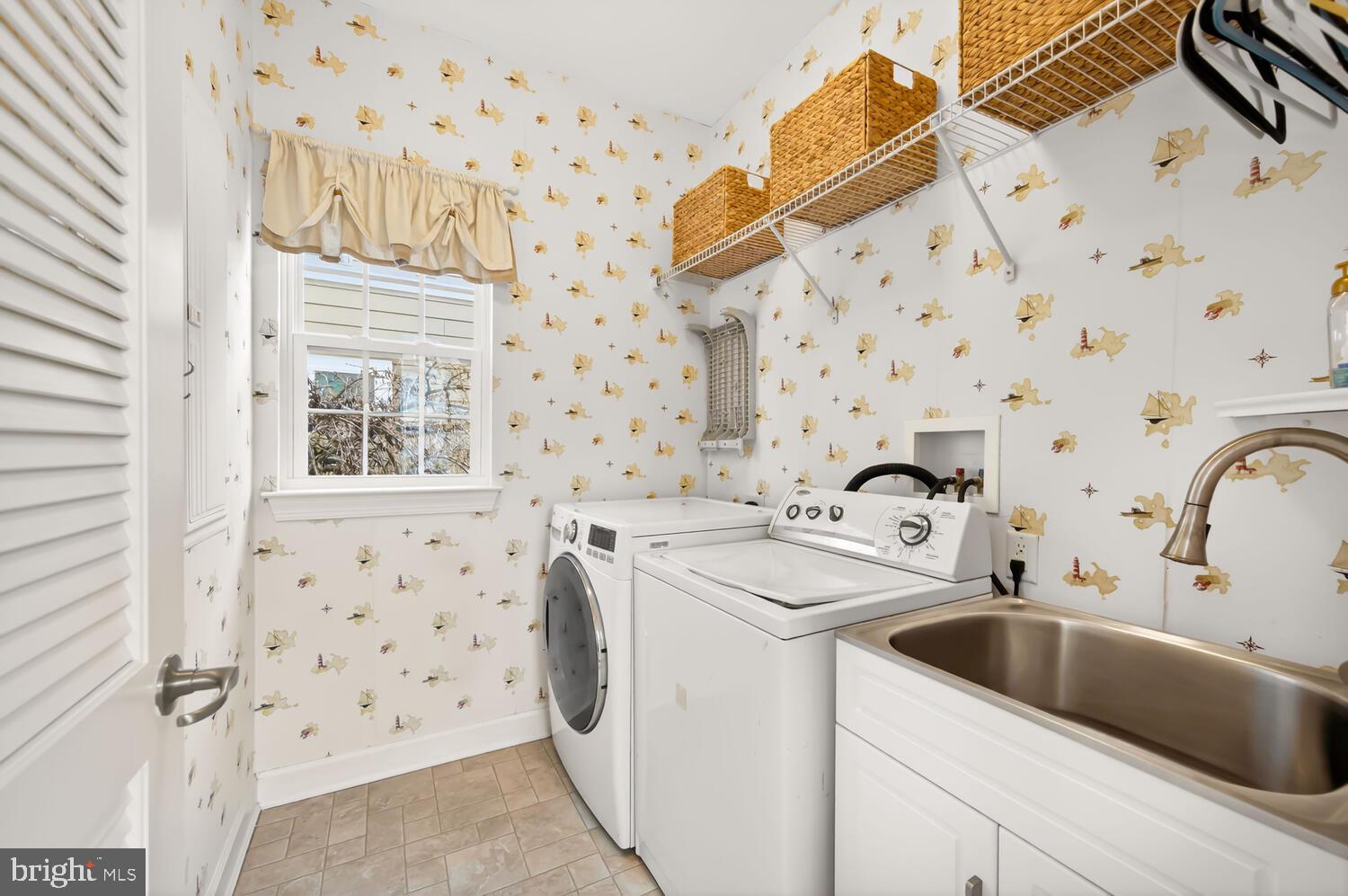 EASTON VILLAGE - Residential