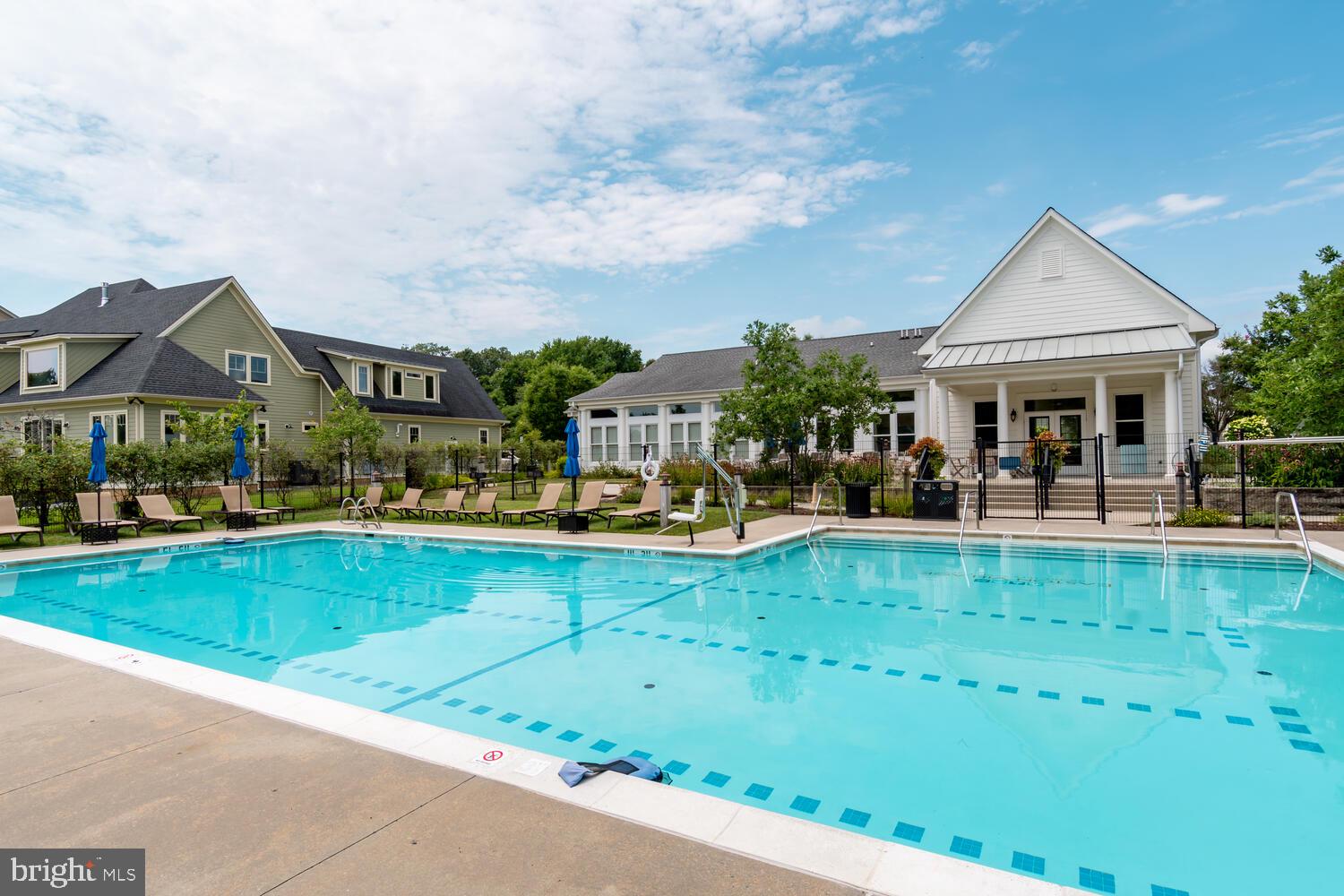 EASTON VILLAGE - Residential