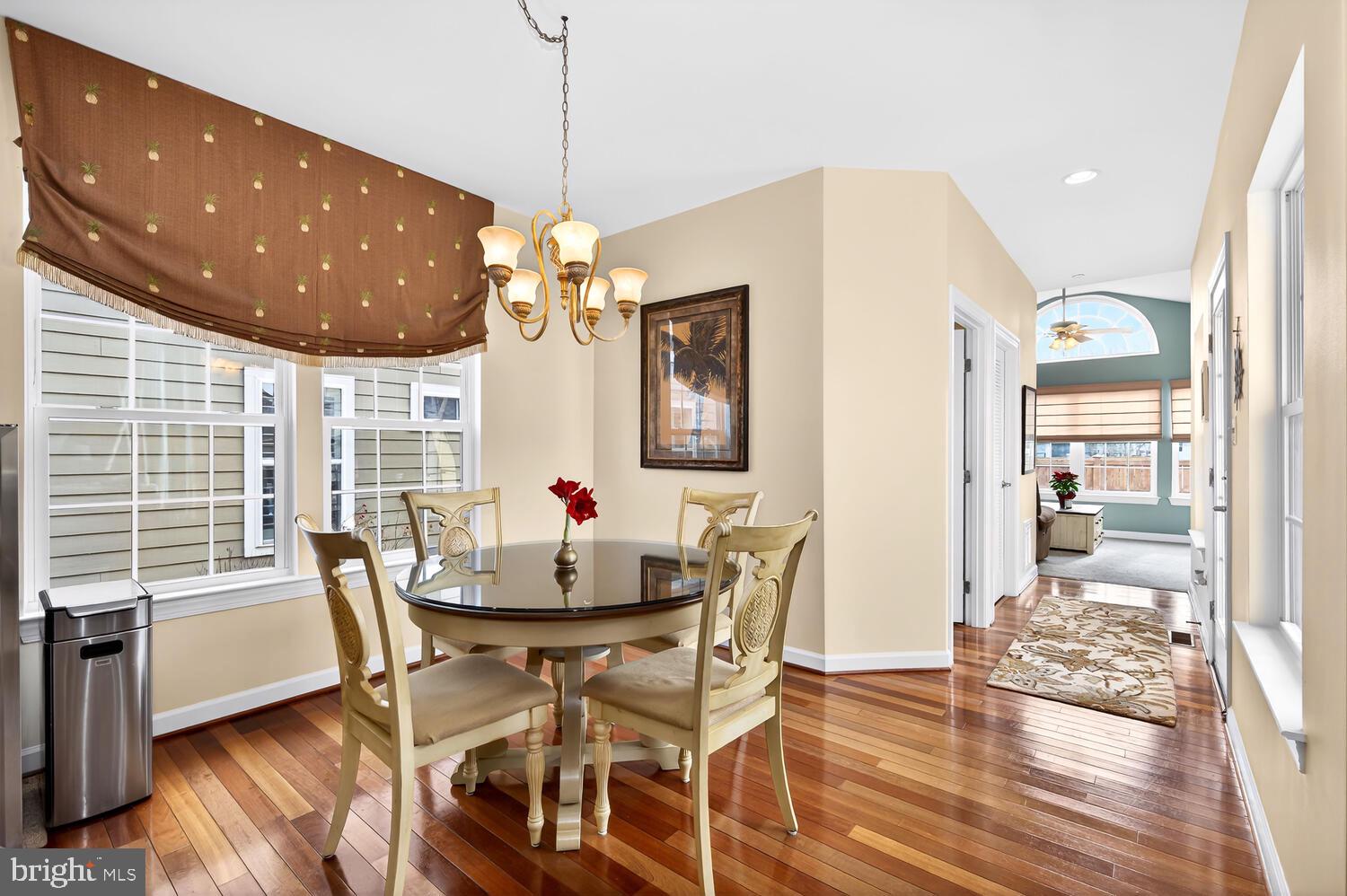 EASTON VILLAGE - Residential