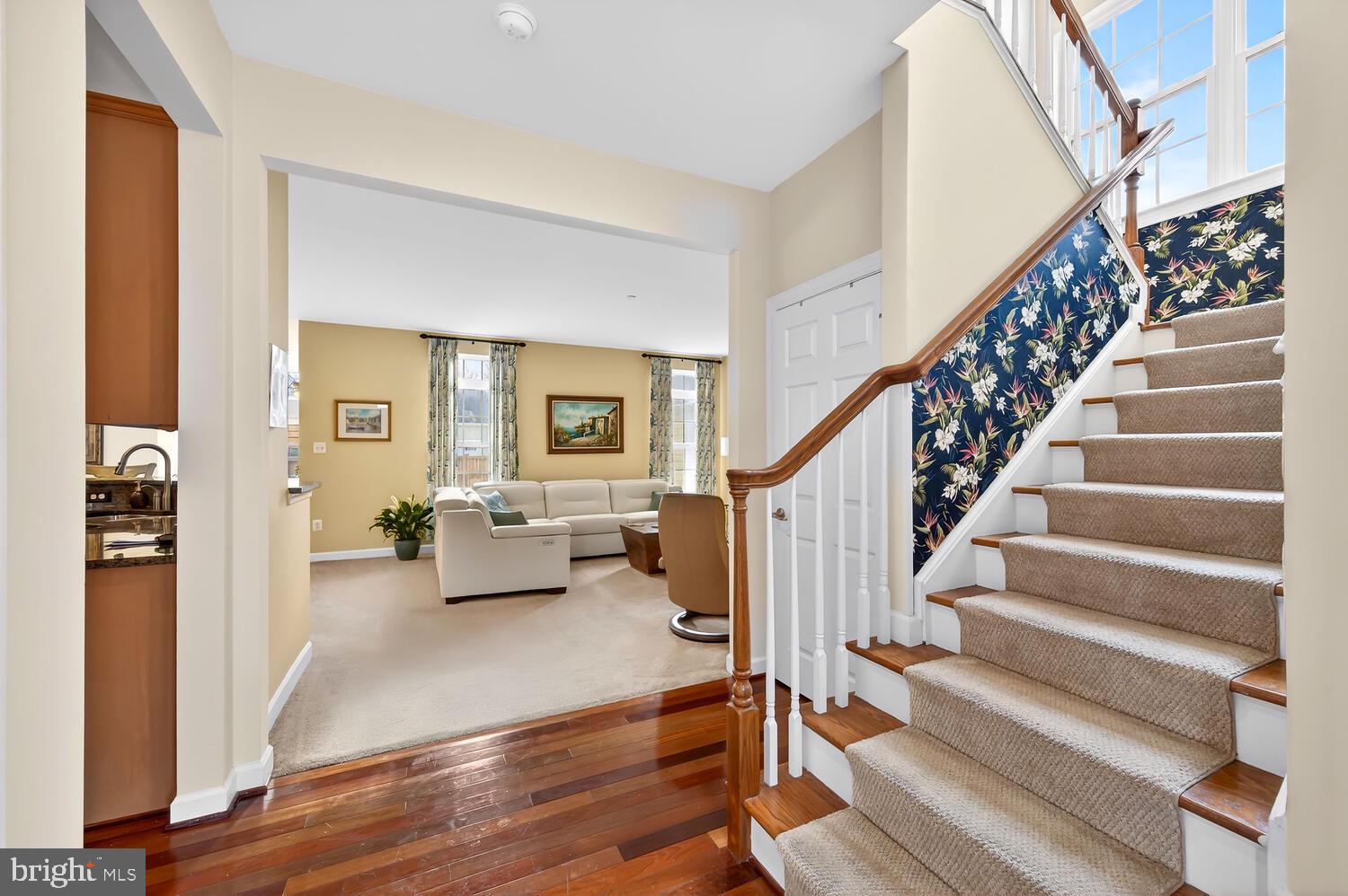 EASTON VILLAGE - Residential