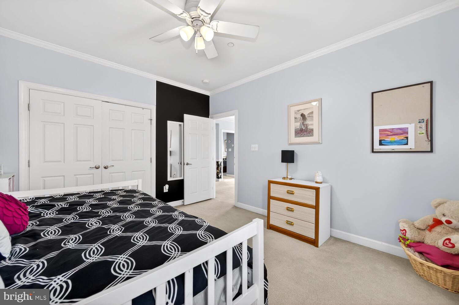 EASTON VILLAGE - Residential