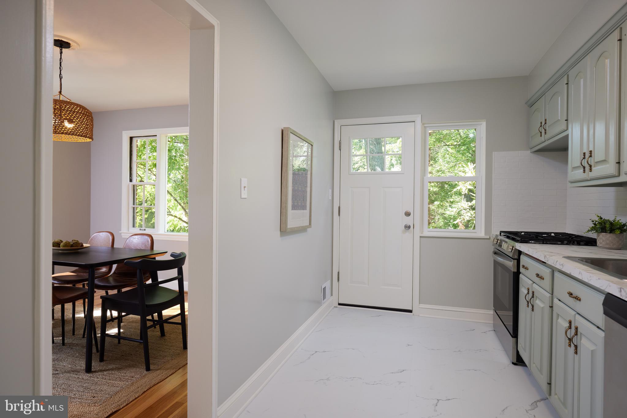 OAKLAND TERRACE - Residential