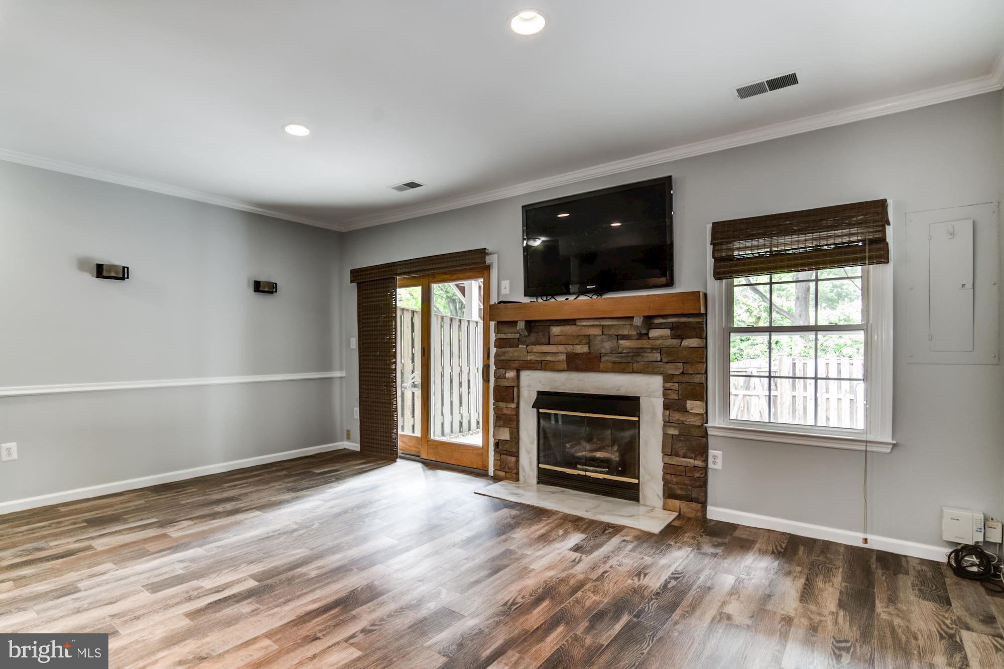 KINGSTOWNE - Residential