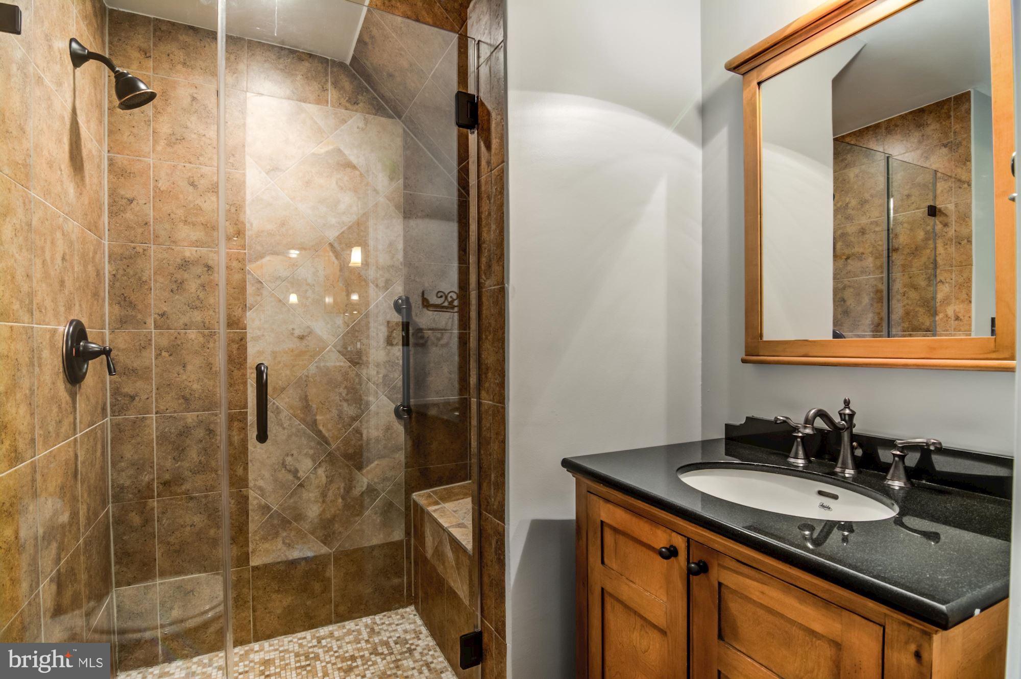 KINGSTOWNE - Residential