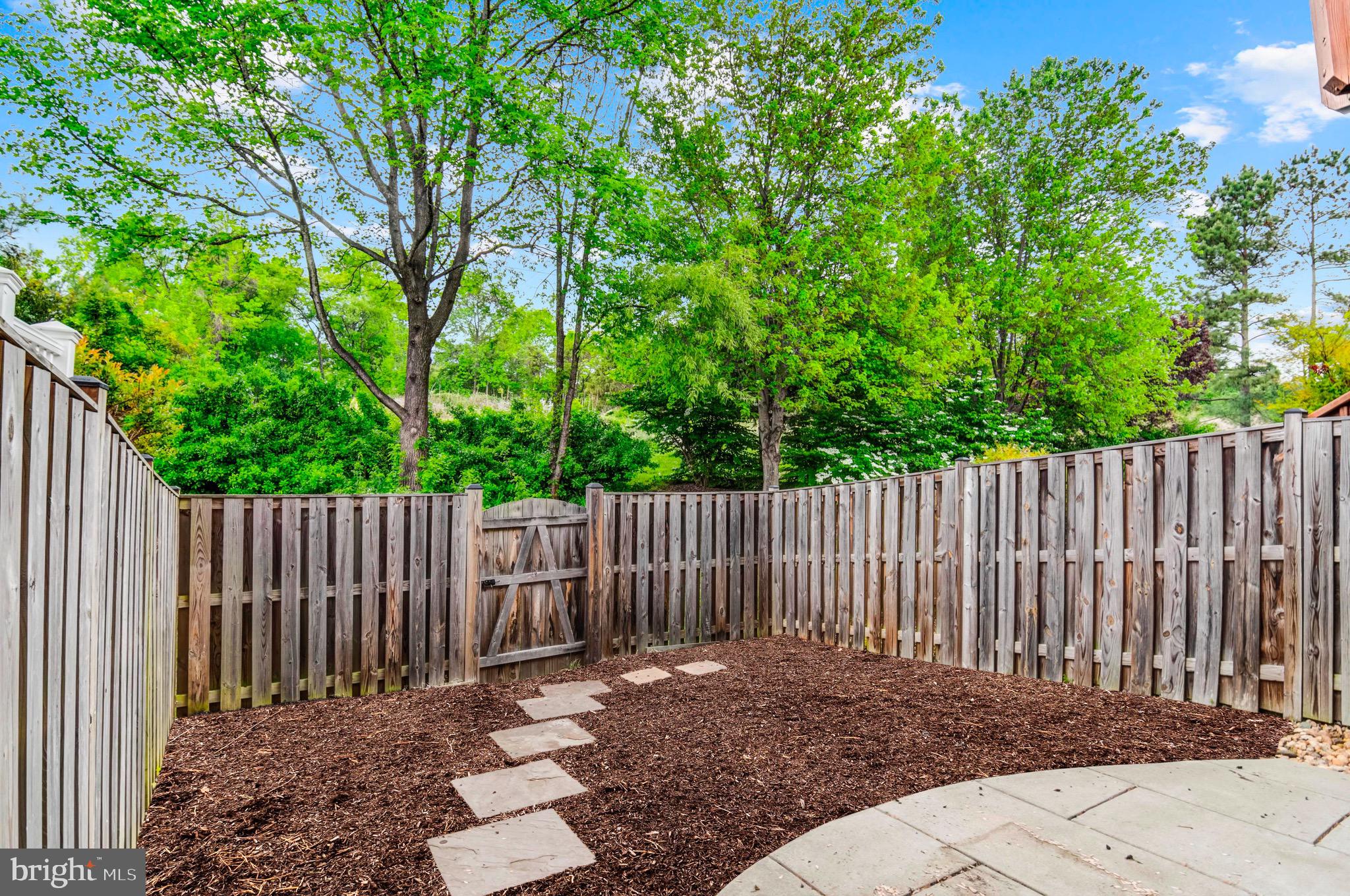 KINGSTOWNE - Residential