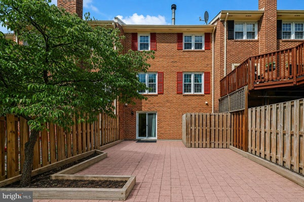 8217 CLIFTON FARM CT, ALEXANDRIA, VA 22306 - Image 1cf12e92e878eddfa45df26e9b9c8776/2086425553