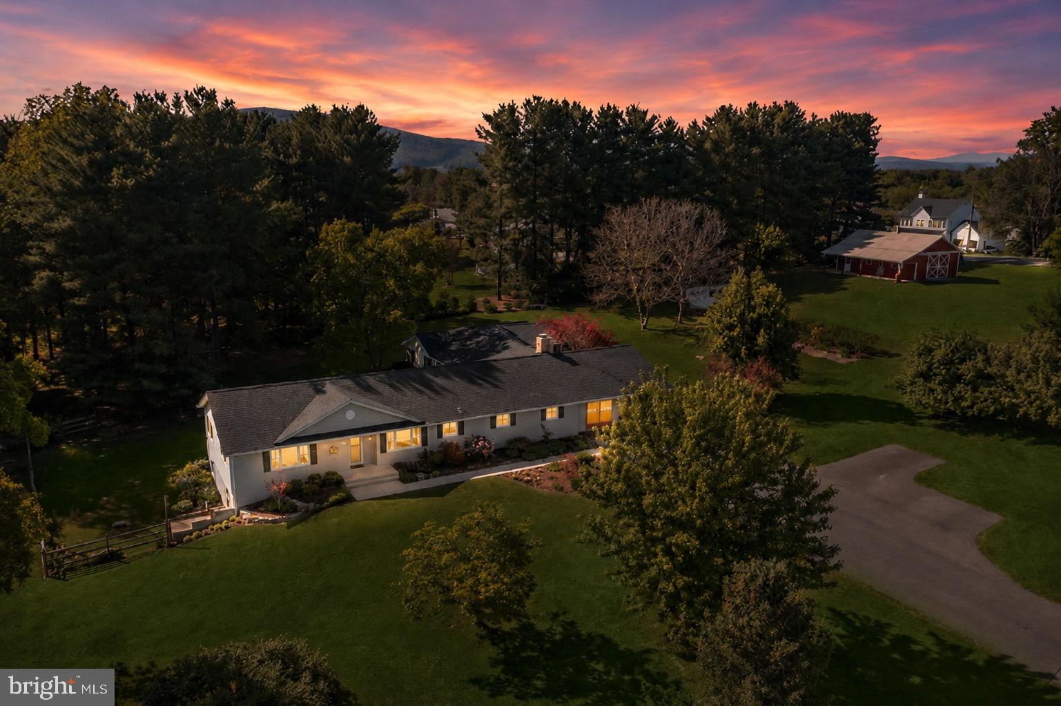 VALLEY OVERLOOK - Residential