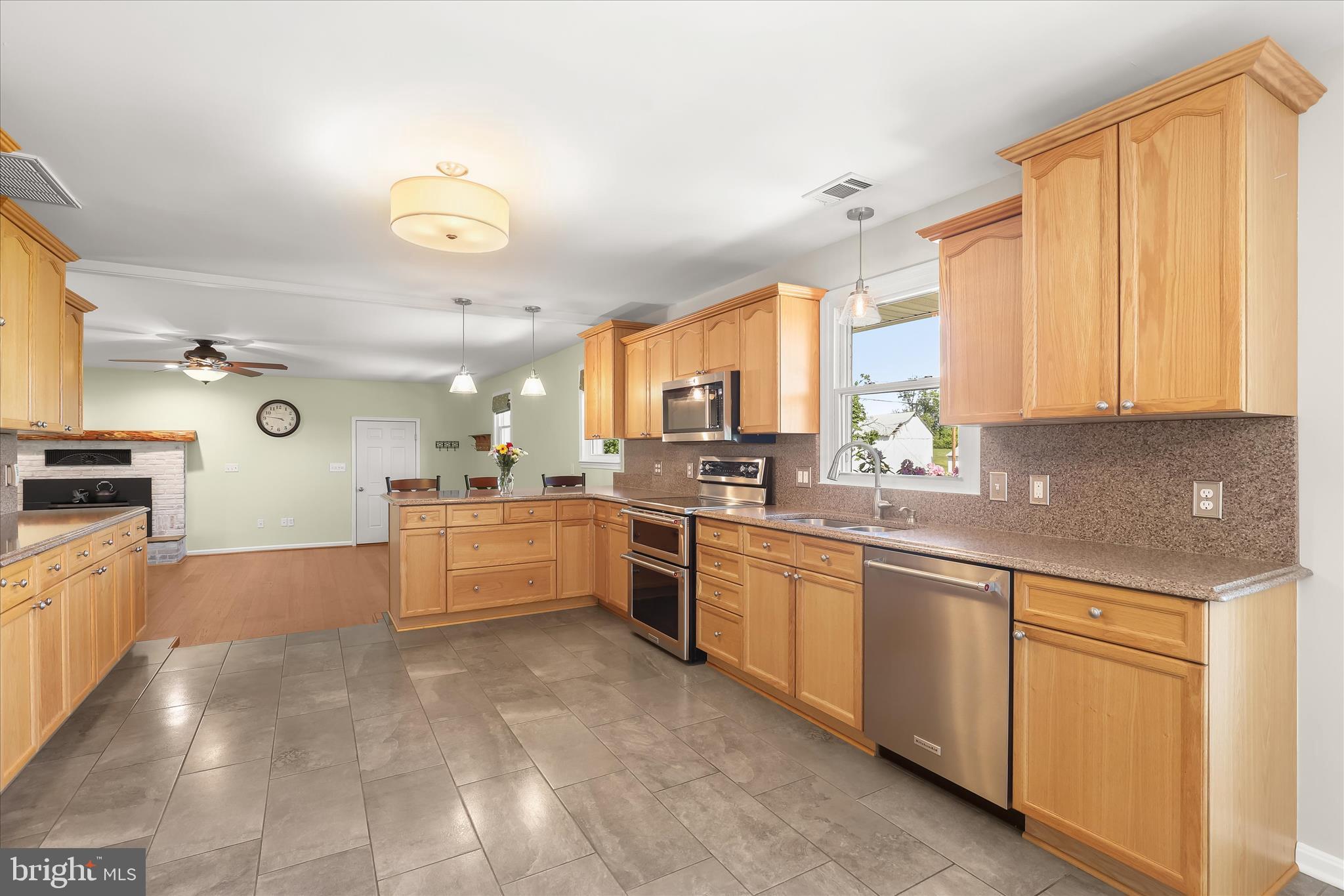 VALLEY OVERLOOK - Residential