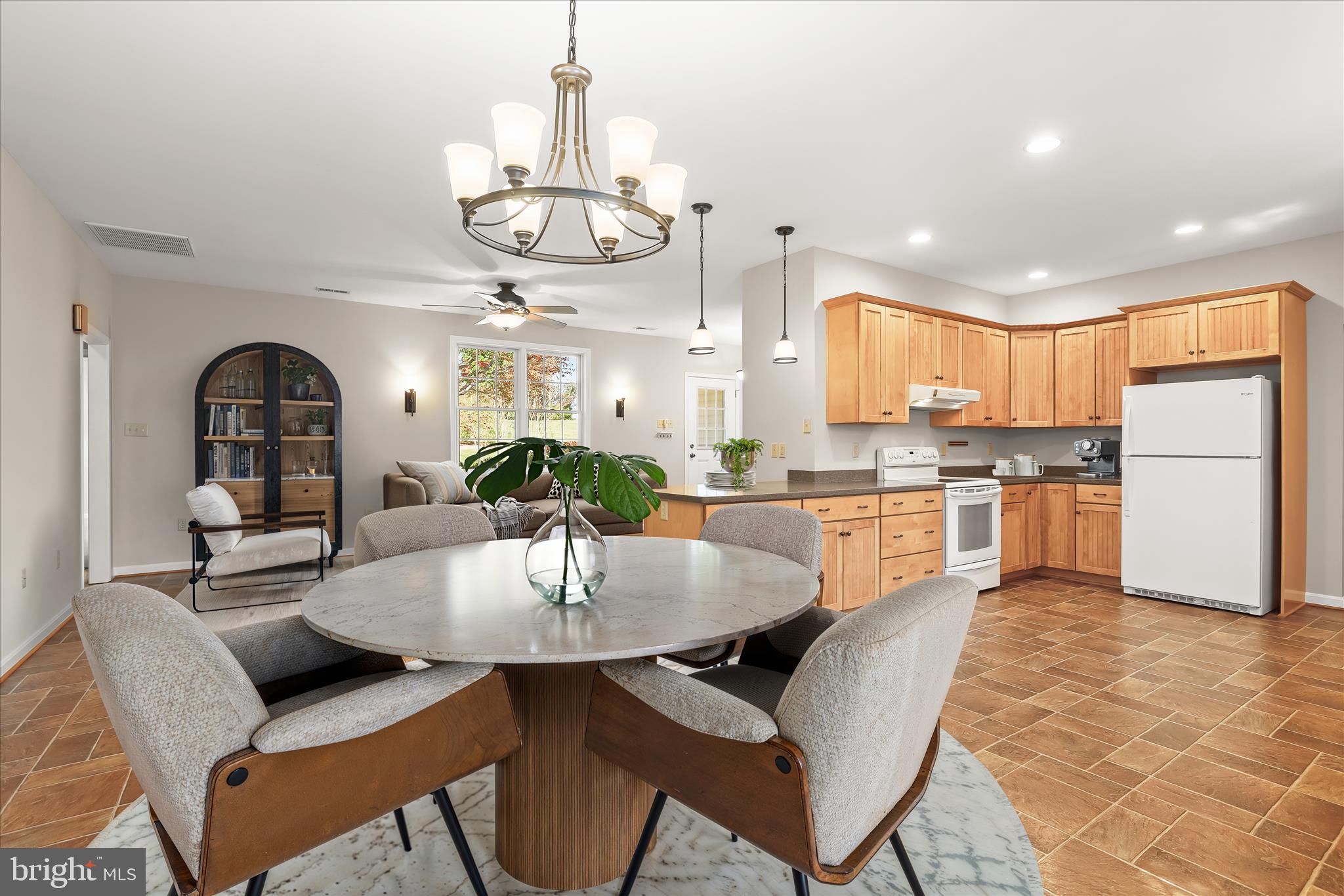 VALLEY OVERLOOK - Residential