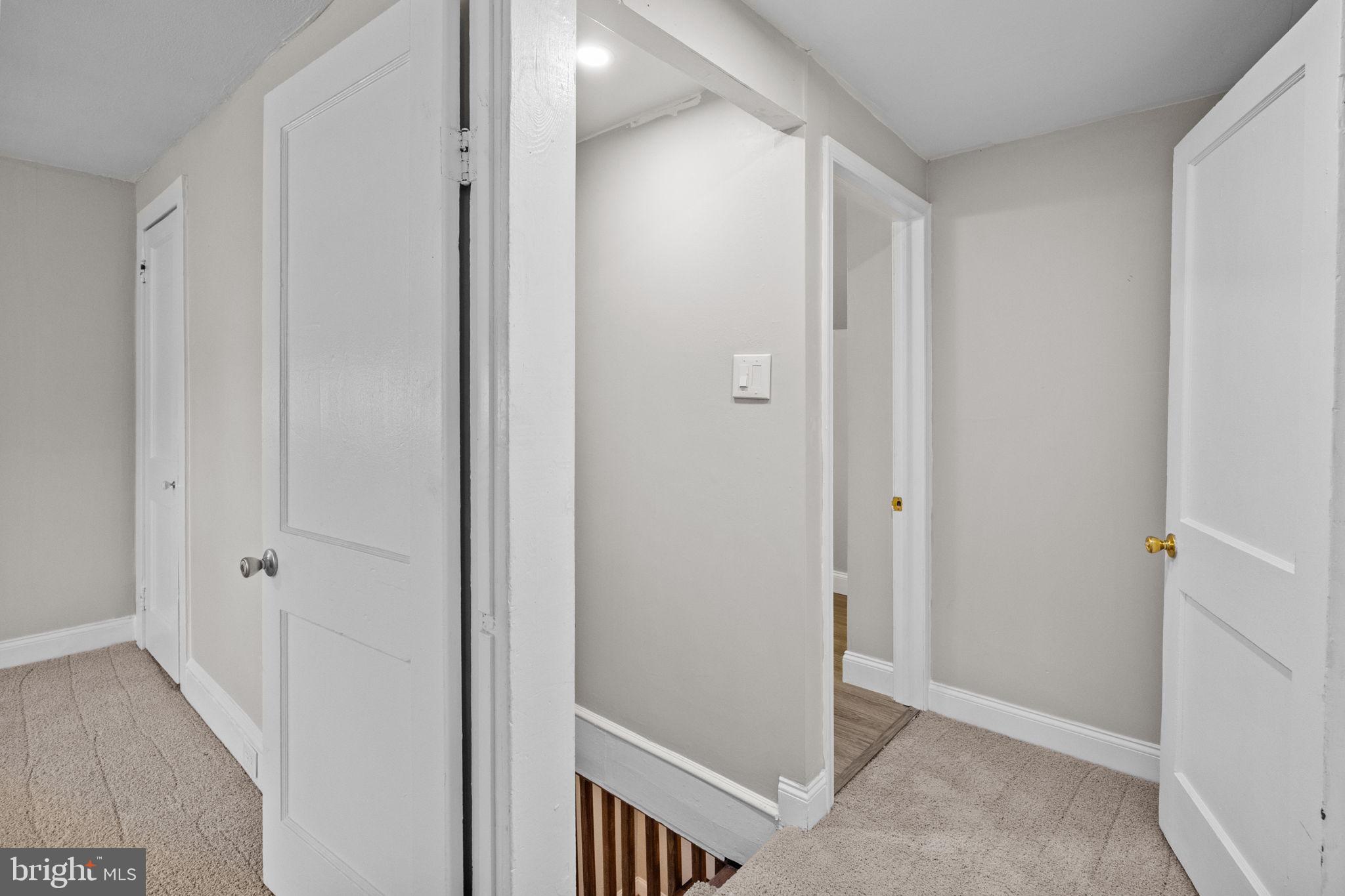 LEVITTOWN - Residential Lease