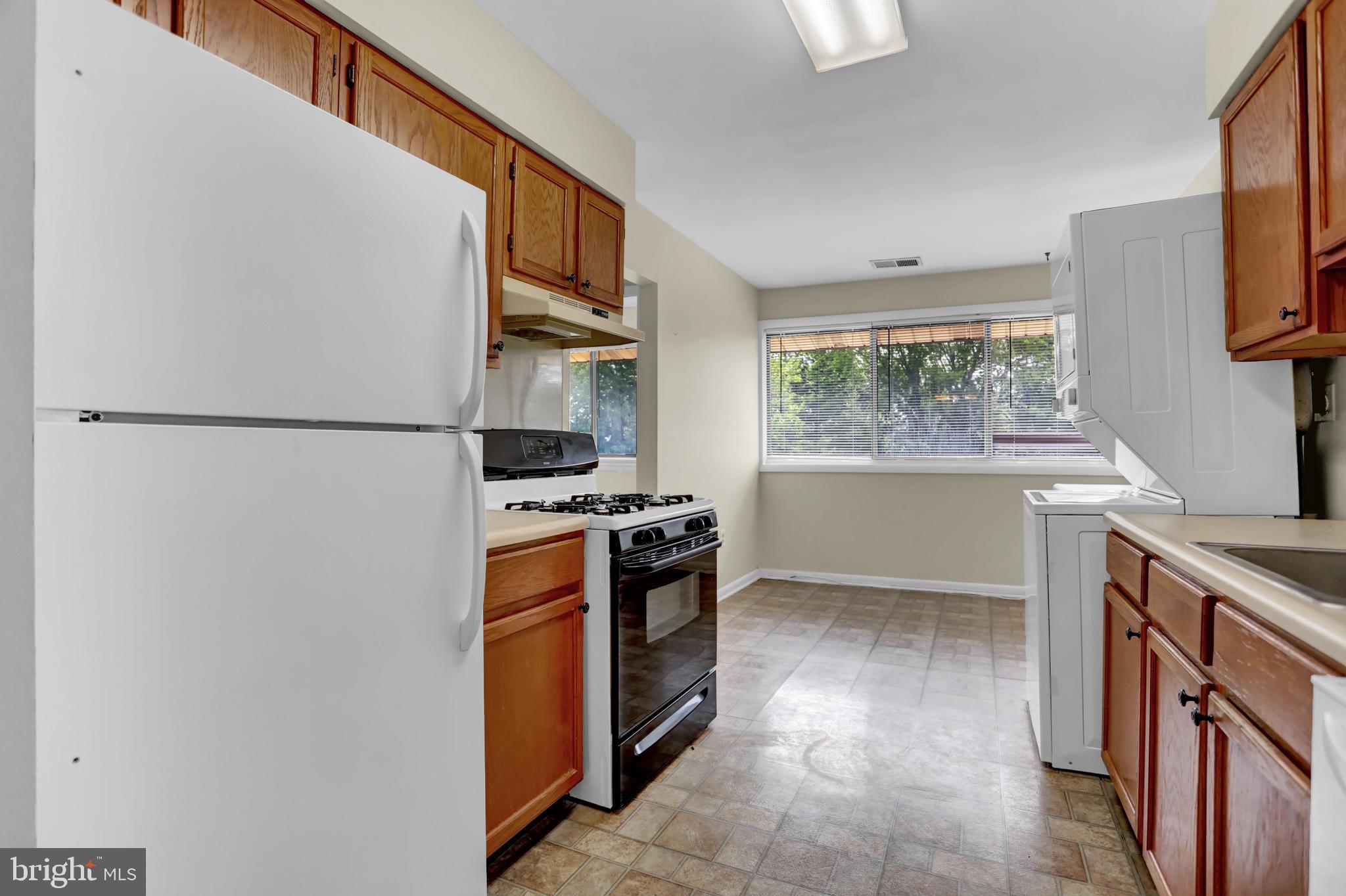 VILLAGE AT BRIGHT OAKS - Residential