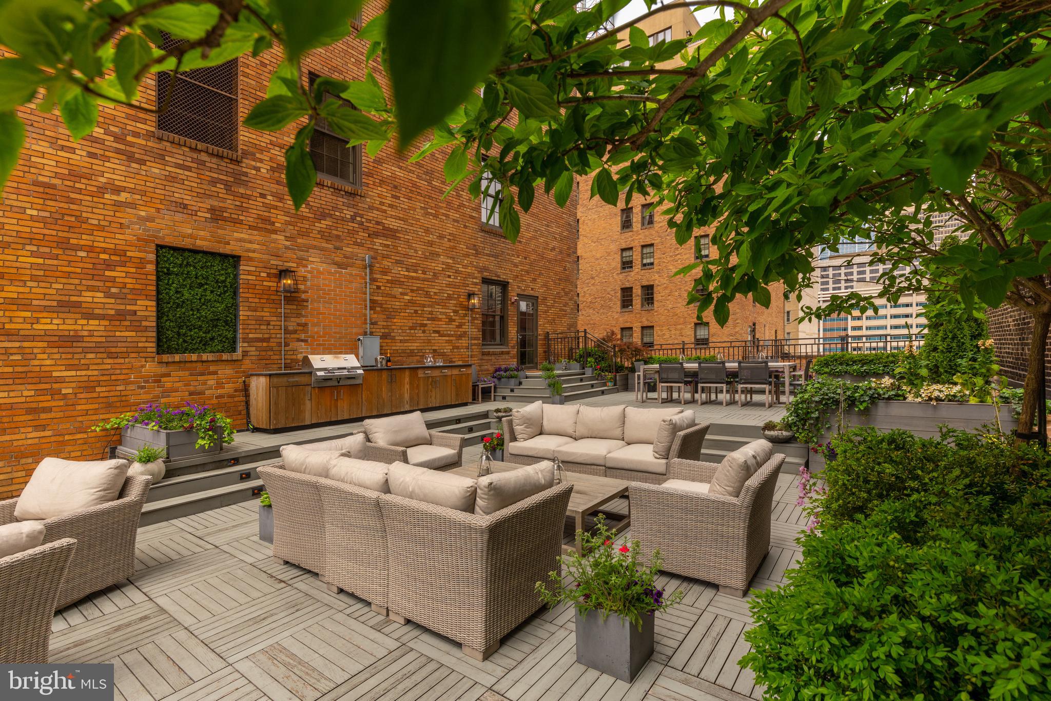 RITTENHOUSE SQUARE - Residential