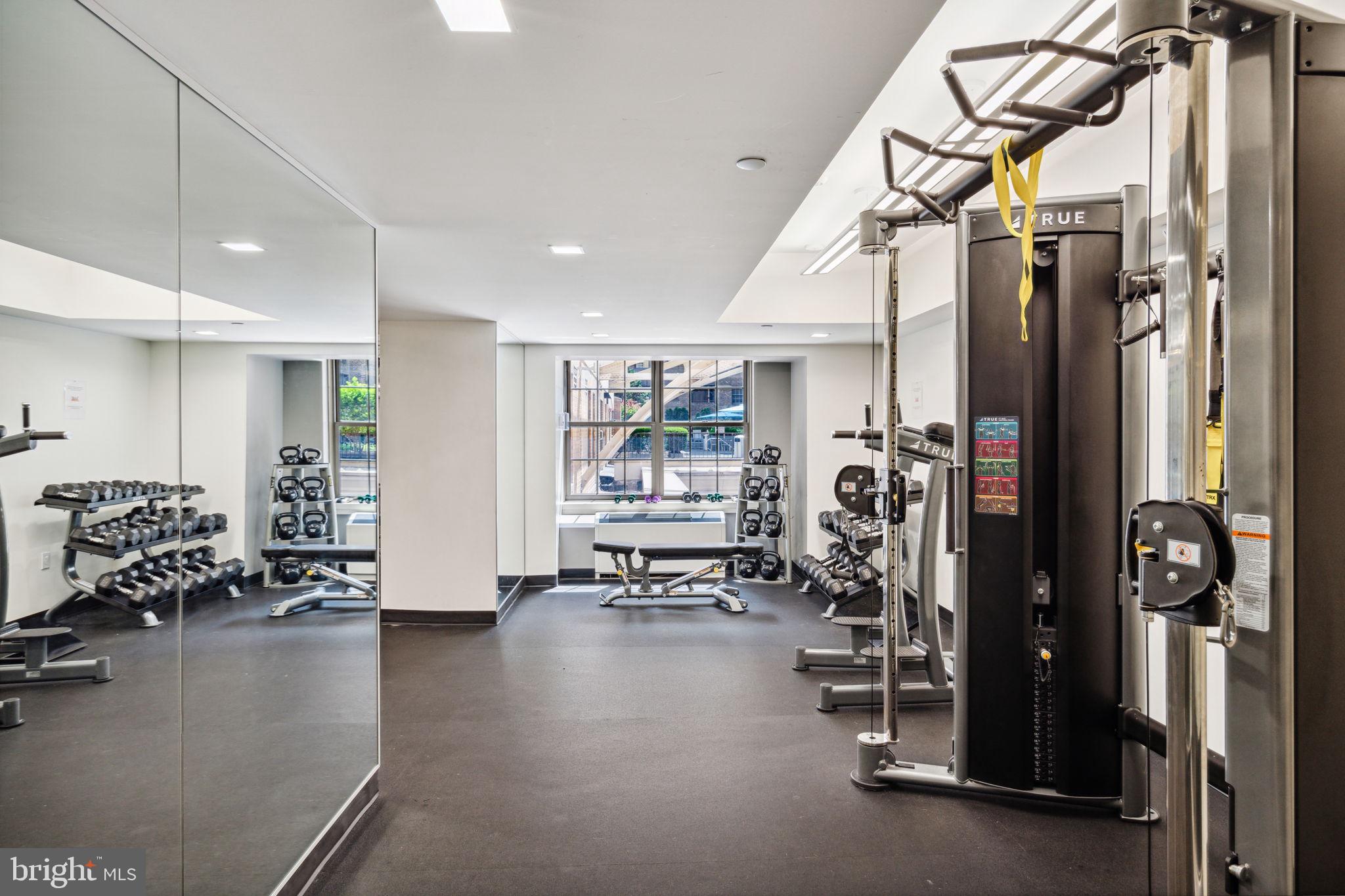 RITTENHOUSE SQUARE - Residential