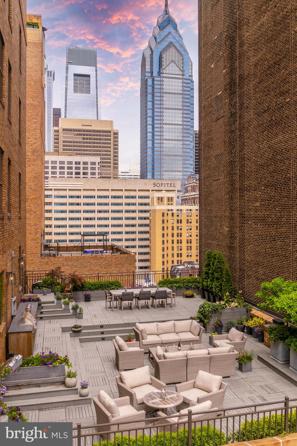 RITTENHOUSE SQUARE - Residential