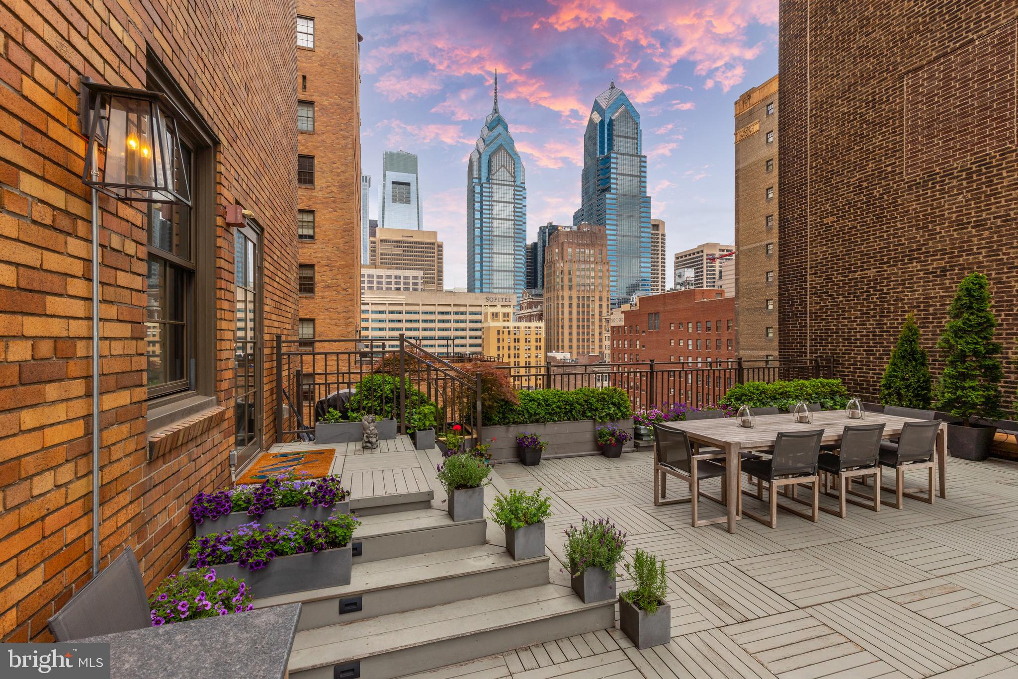 RITTENHOUSE SQUARE - Residential