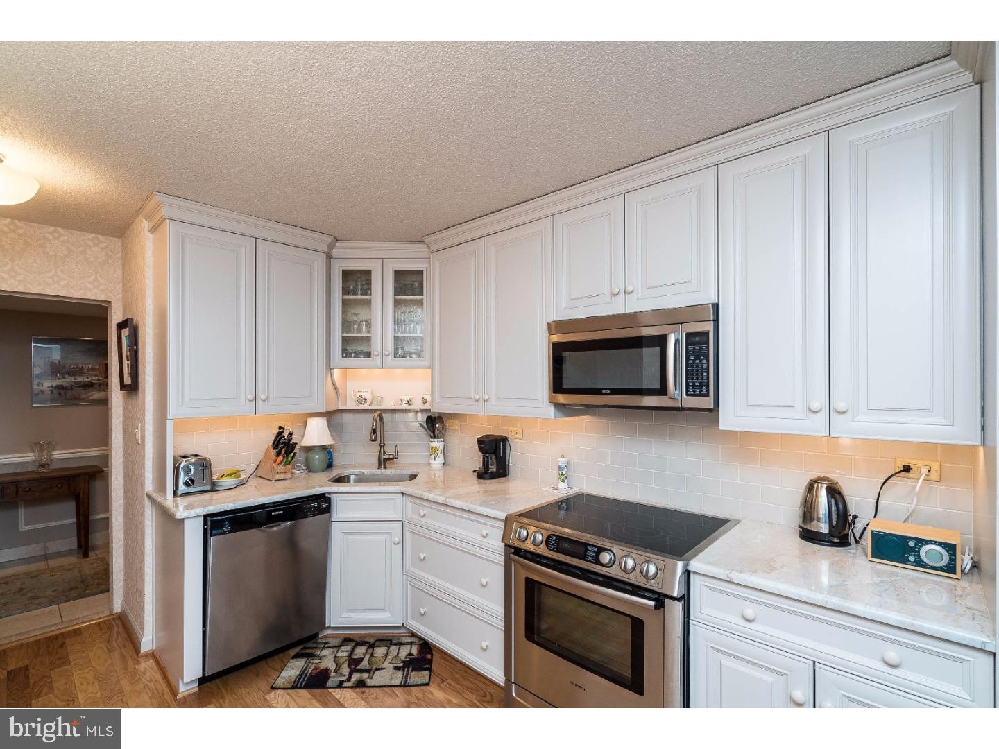 WASHINGTON SQ - Residential