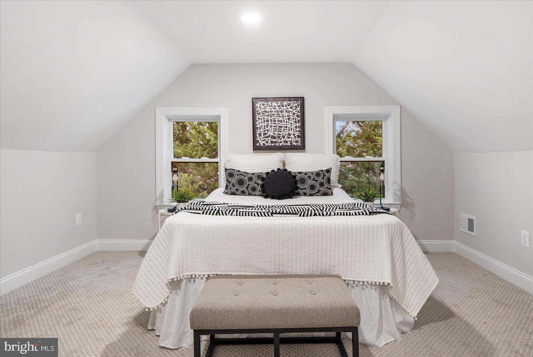 CHEVY CHASE - Residential