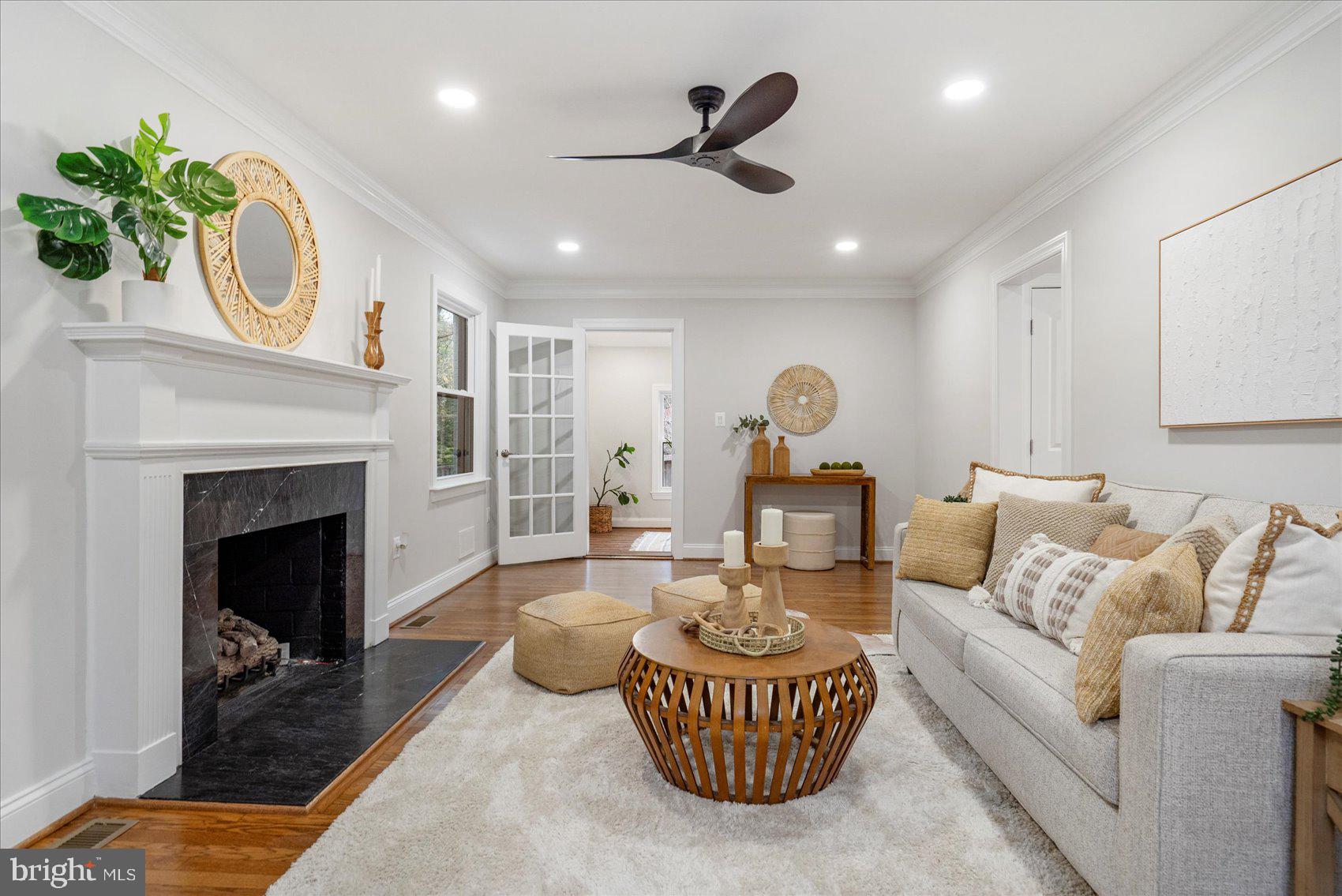 CHEVY CHASE - Residential