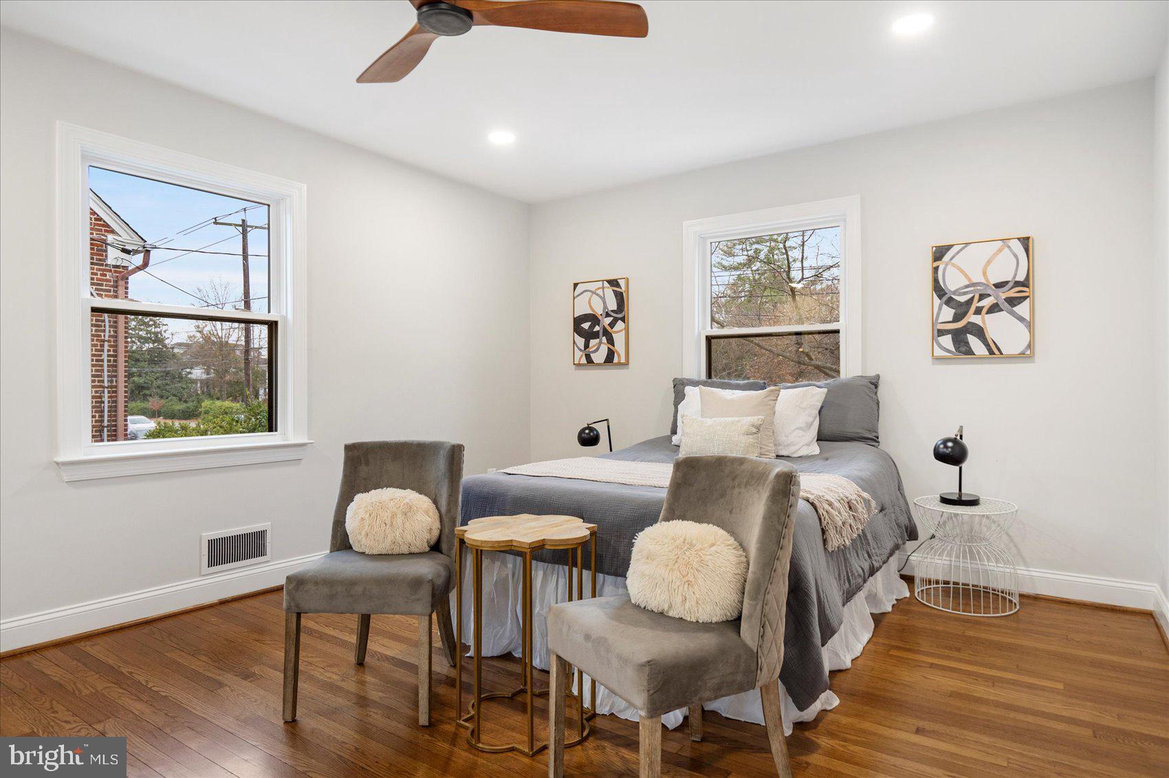 CHEVY CHASE - Residential